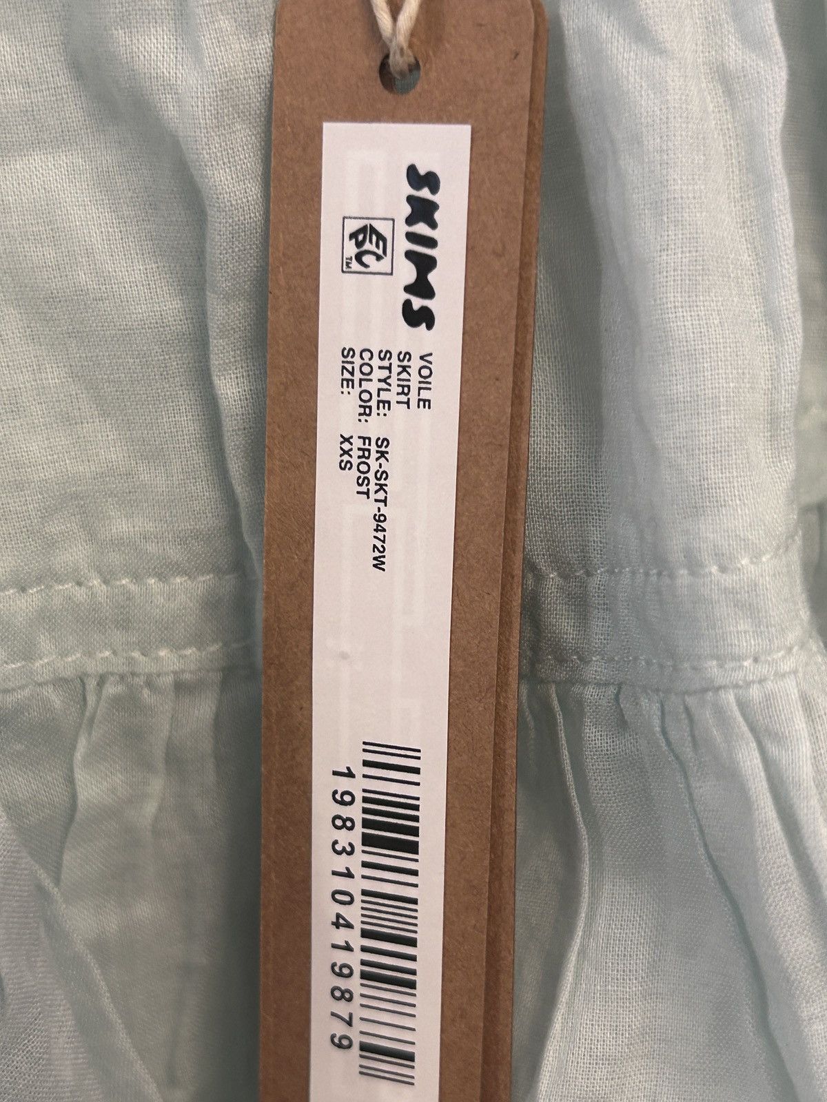 SKIMS NWT SKIMS Cotton Voile Mini Skirt in the color Frost XXS Size 24" / US 00 / IT 34 - 11 Thumbnail