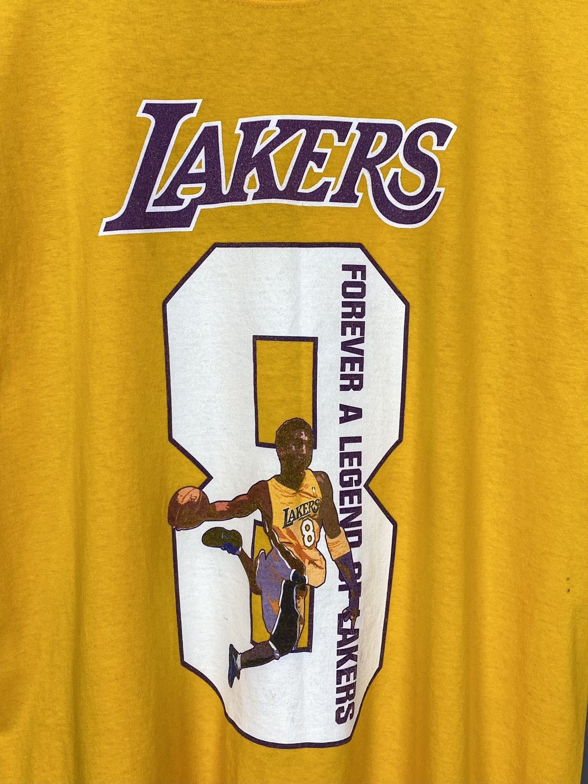 NBA Kobe Bryant Los Angeles Lakers 1996-2016 T-Shirt Size Medium Size US M / EU 48-50 / 2 - 3 Thumbnail