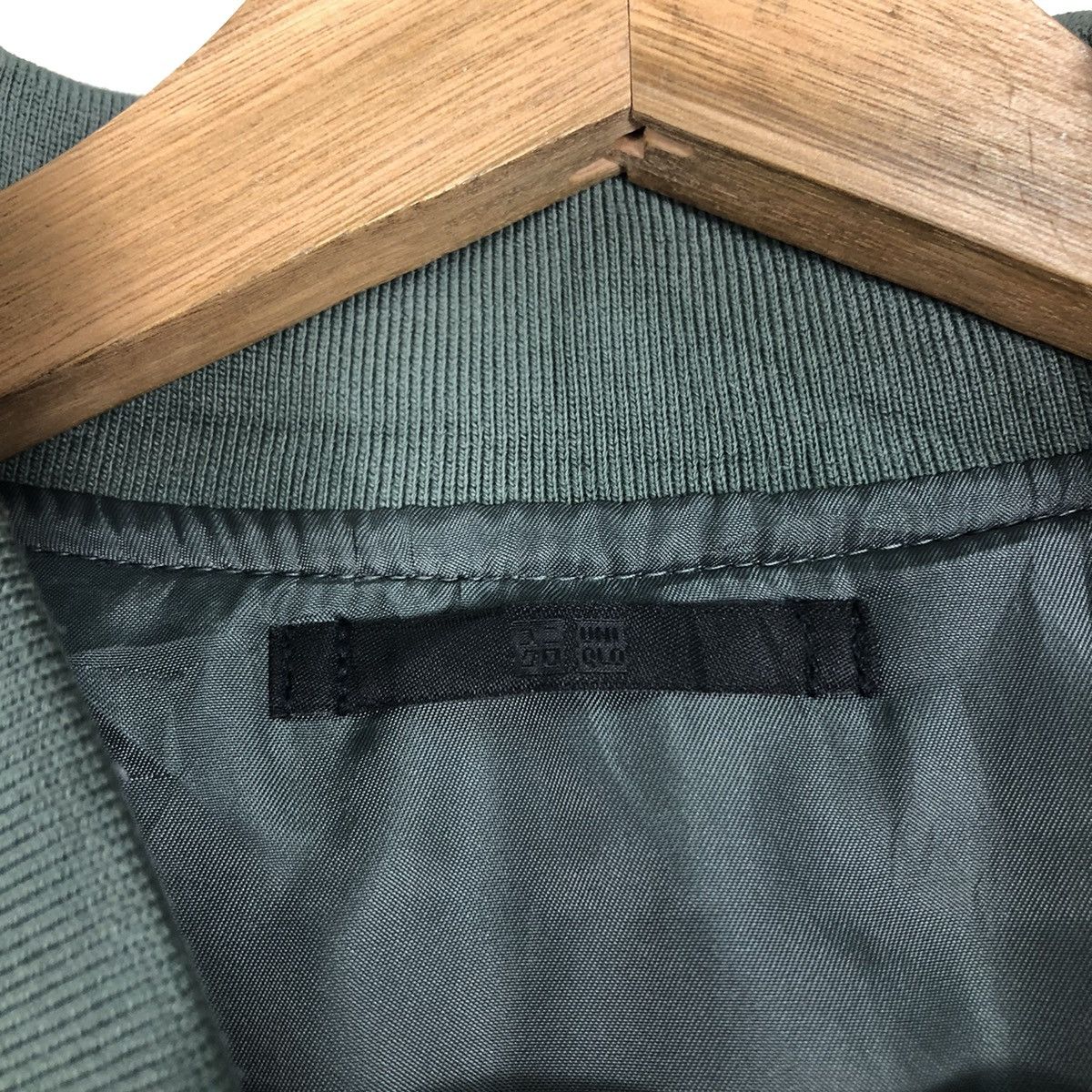Japanese Brand 📌Vintage Riot Riot Bomber Jacket Fly Uniqlo Japan Size US XL / EU 56 / 4 - 19 Thumbnail