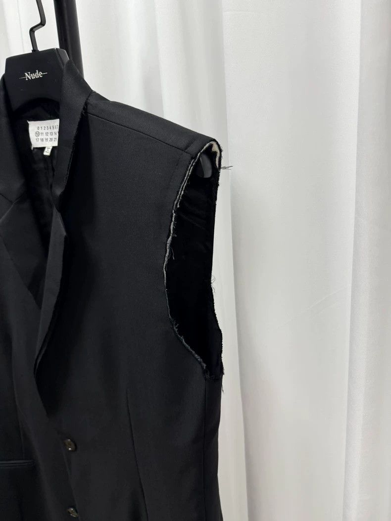 Maison Margiela Masion margiela Destroy the fur-trimmed vest blazer Size 48R - 5 Thumbnail