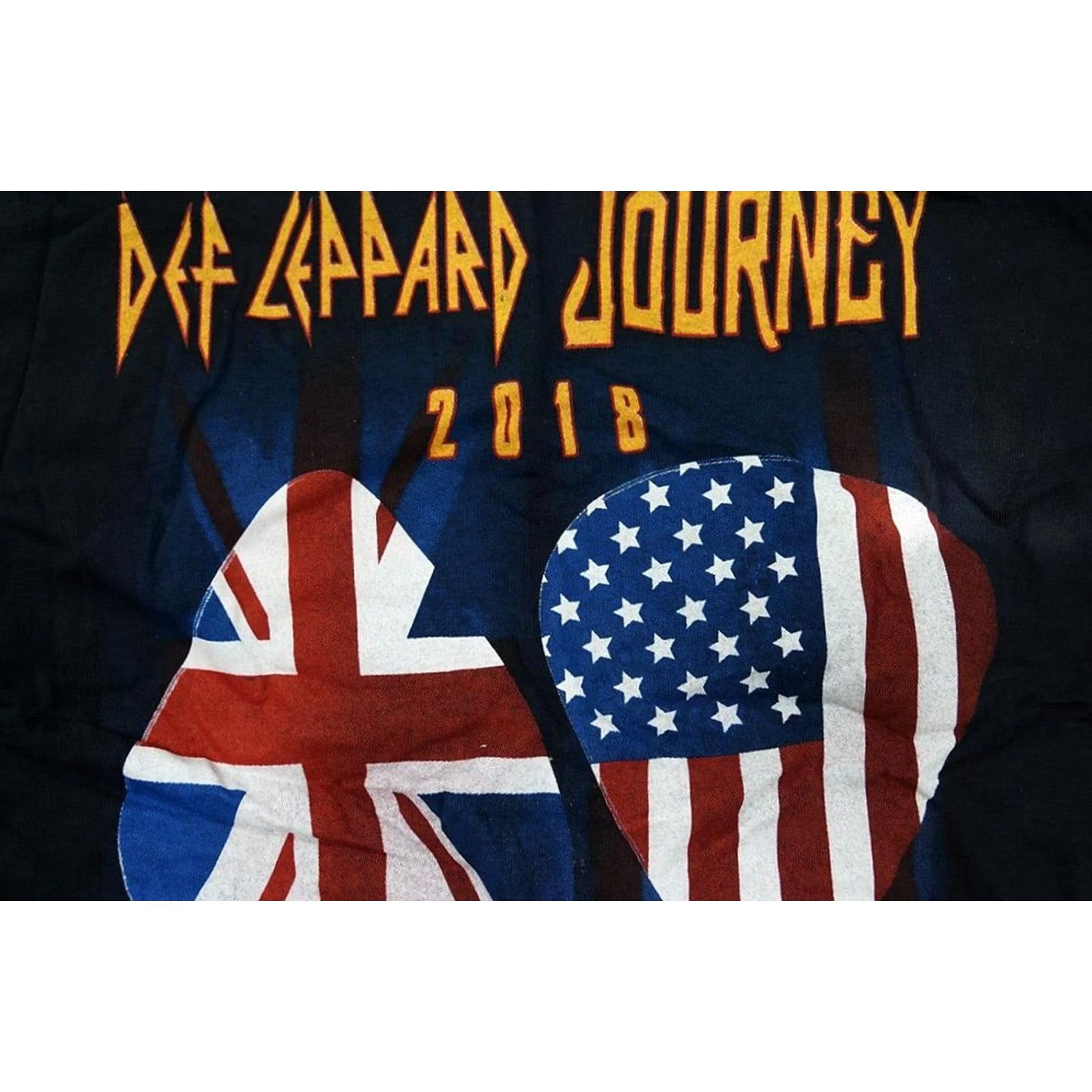 Vintage VINTAGE Def Leppard Journey 2018 Tour Concert T-Shirt Size US M / EU 48-50 / 2 - 3 Thumbnail