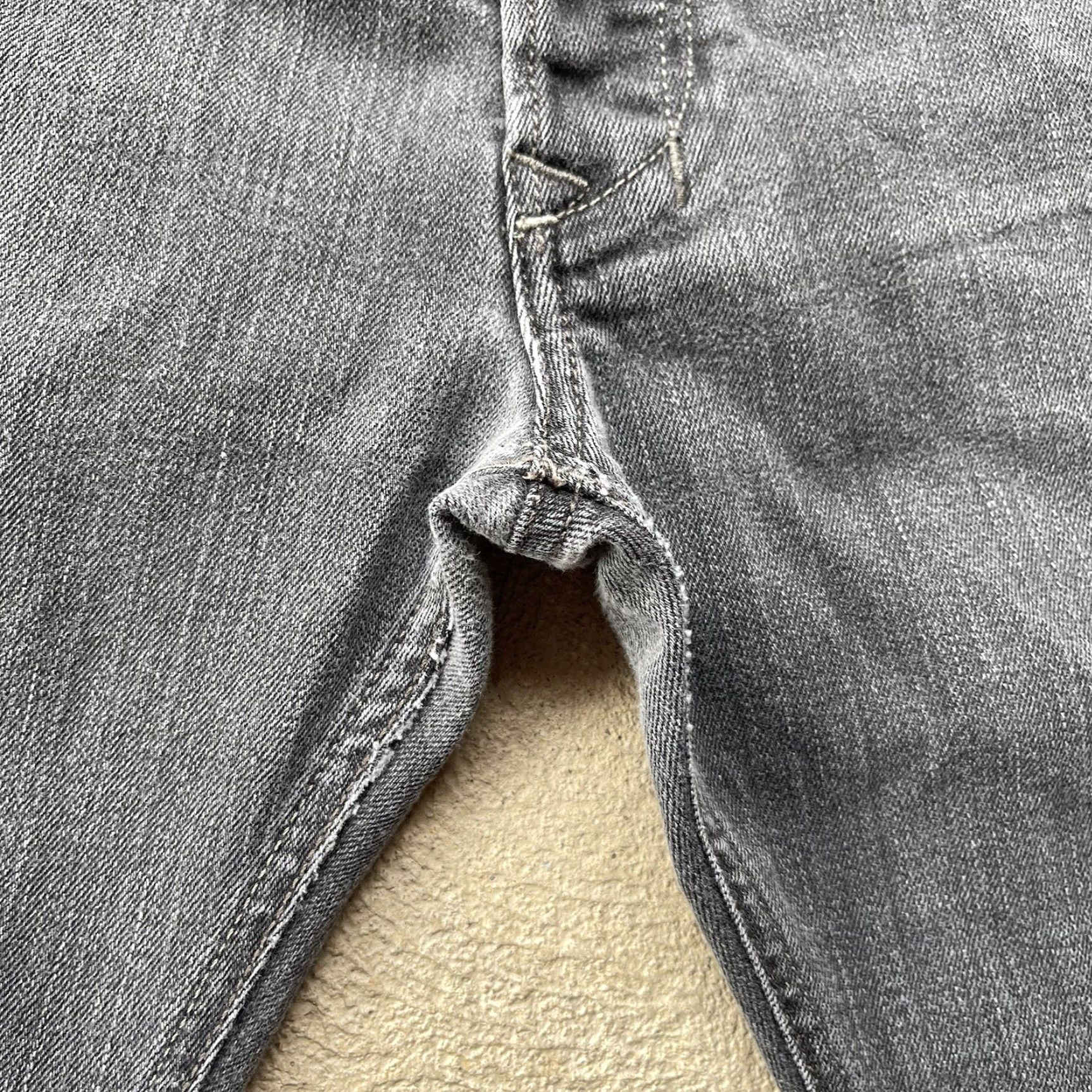 Diesel Diesel Jeans Men's 30x27 Gray Safado Straight Button Fly Denim Pants Regular Fit - Biker City Retro Embroidered Logo 27 Inseam Size US 30 / EU 46 - 4 Thumbnail