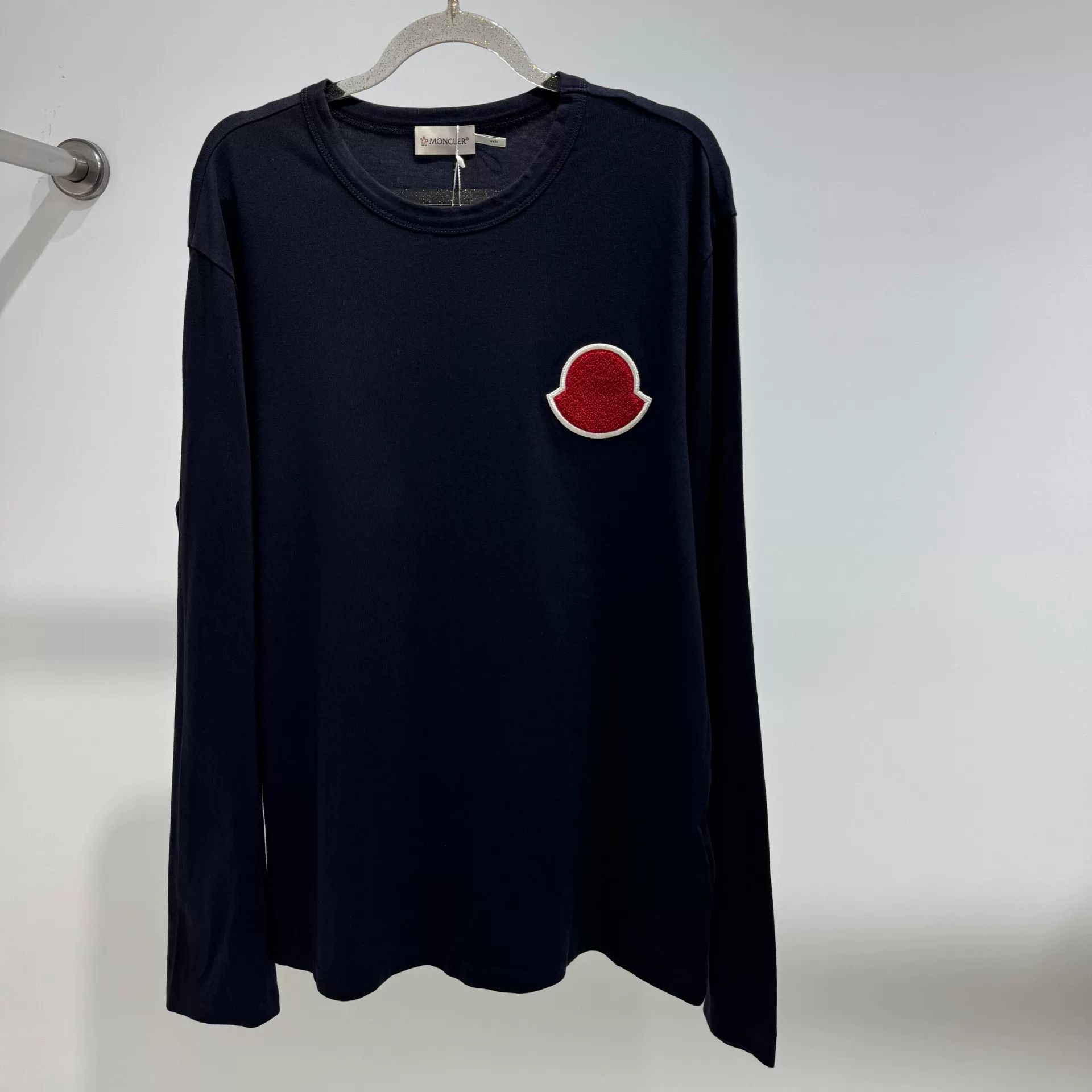 Moncler Moncler Flocked Large Logo Long Sleeve Size US L / EU 52-54 / 3 - 1 Thumbnail