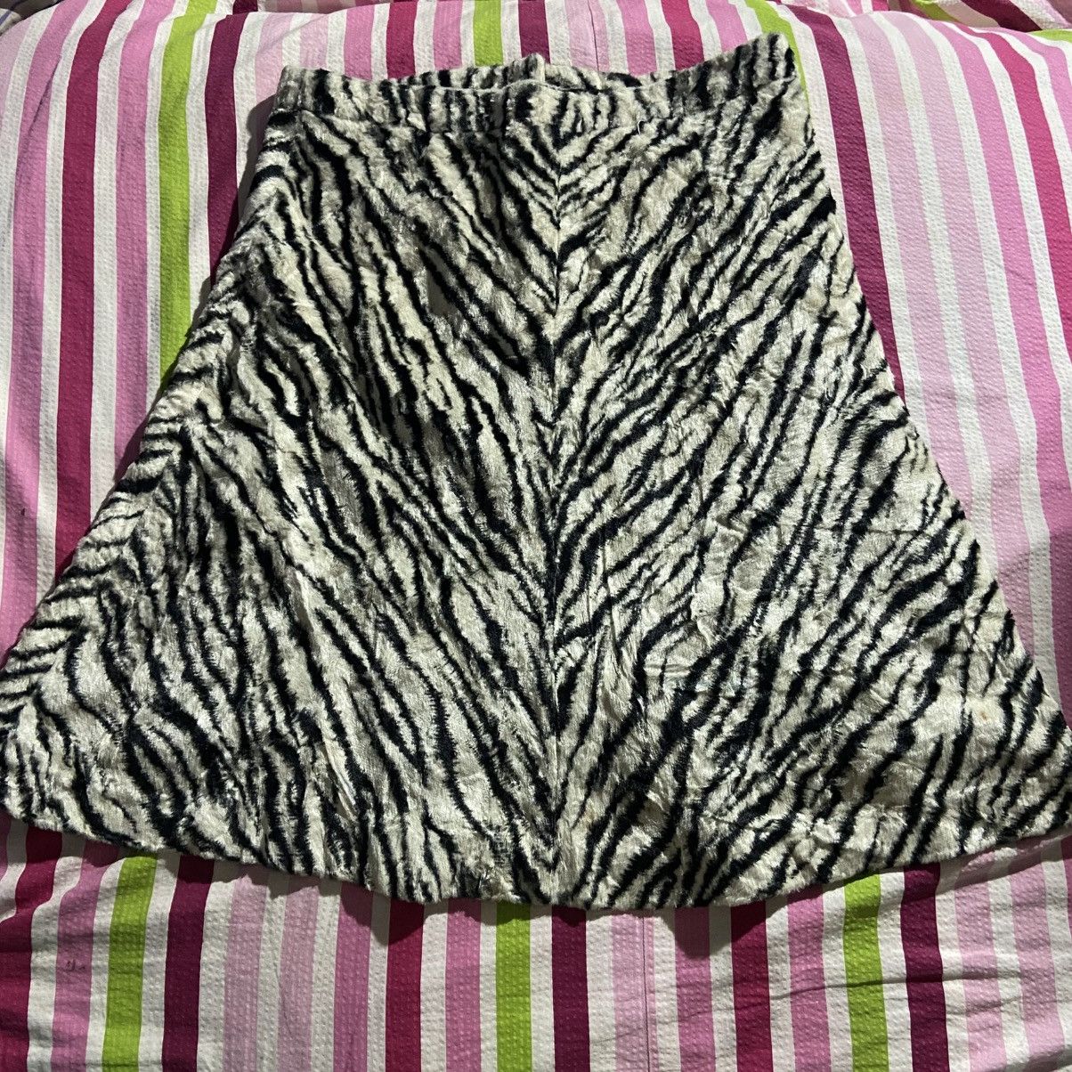 Paco Rabanne Paco Rabanne Paris Zebra Faux Fur A-Line Skirt Size 28" / US 6 / IT 42 - 2 Thumbnail