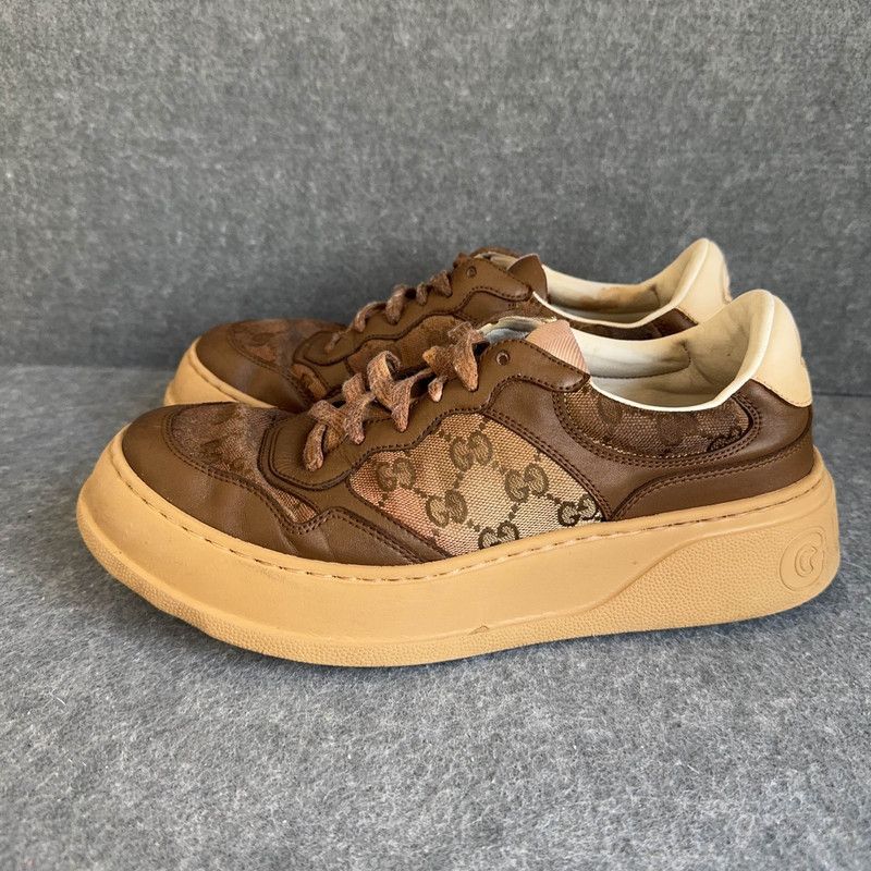 Gucci Gucci Chunky B Casual Sneakers in Brown 0079 Size US 8 / EU 41 - 1 Thumbnail