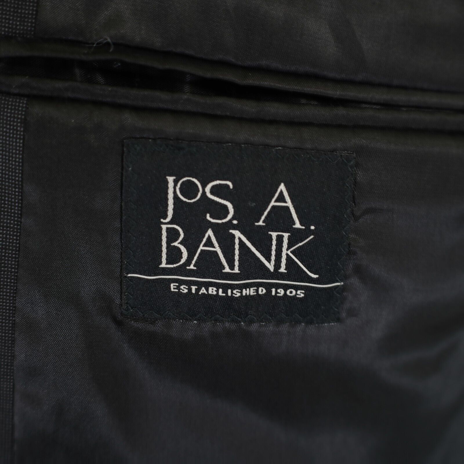 Jos. A. Bank Jos A Bank Wool Gray Birdseye 2 Piece Suit 46R 40/29 3 Butto Size 46R - 12 Thumbnail