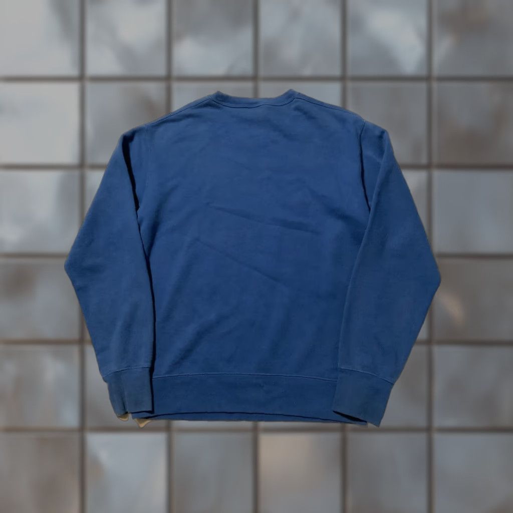 Uniqlo VINTAGE UT Uniqlo X Kate Gibb X Disney Mickey Mouse Blue Graphic Crewneck Sweatshirt MD Size US M / EU 48-50 / 2 - 1 Thumbnail