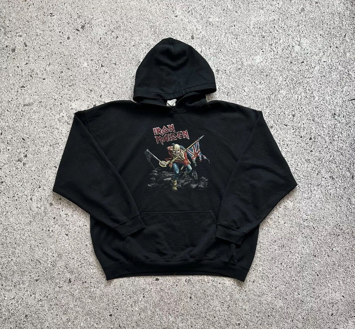 Band Tees × Iron Maiden × Vintage Vintage Iron Maiden 2011 Metal Rock Band Tour England Hoodie Size US XXL / EU 58 / 5 - 2 Thumbnail