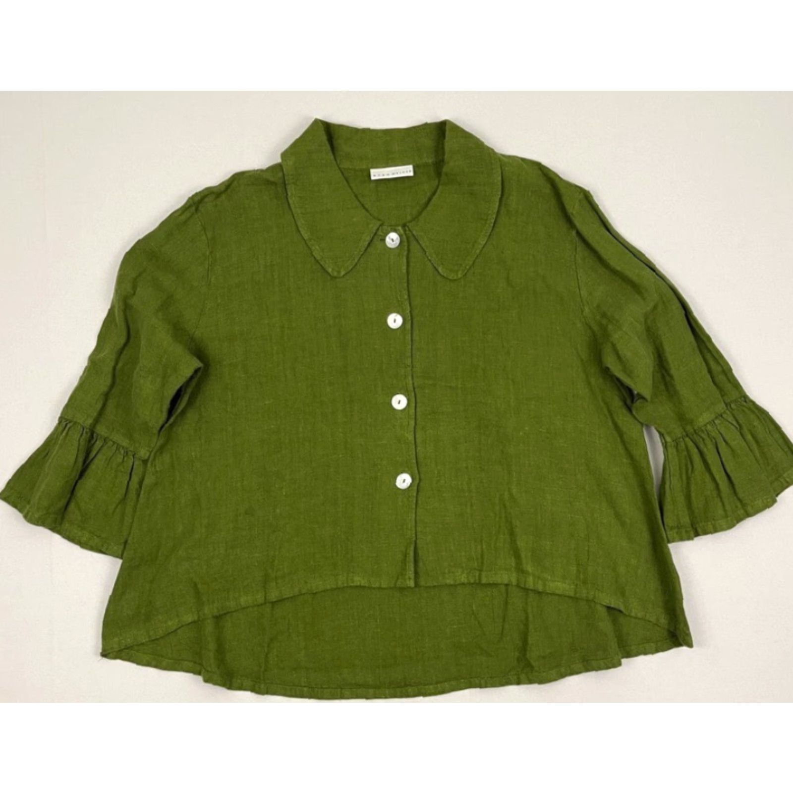 Bryn Walker Top Womens M Green Oversized 100% Linen MOP Buttons Ruffle Lagenlook