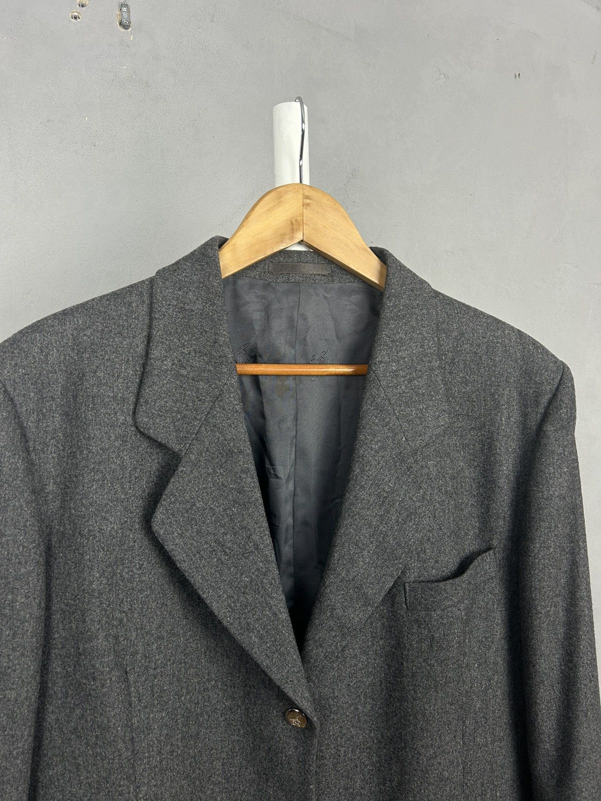 Burberry Burberry Women’s Grey Wool Blazer Made in England Vintage Size L / US 10 / IT 46 - 3 Thumbnail