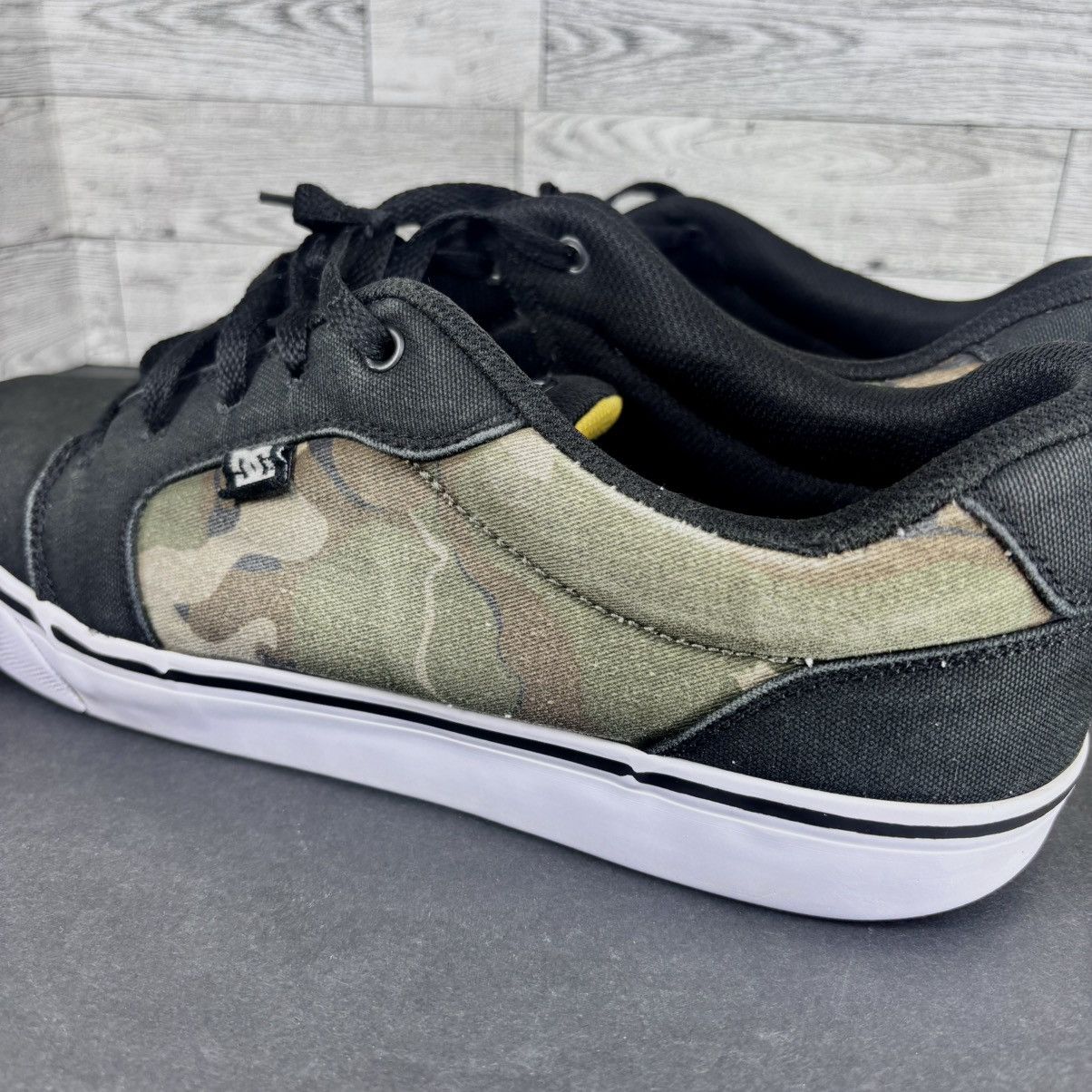 DC DC ANVIL CANVAS TX SE SKATE TRAINERS MEN SHOES BLACK/ Size US 12 / EU 45 - 2 Thumbnail
