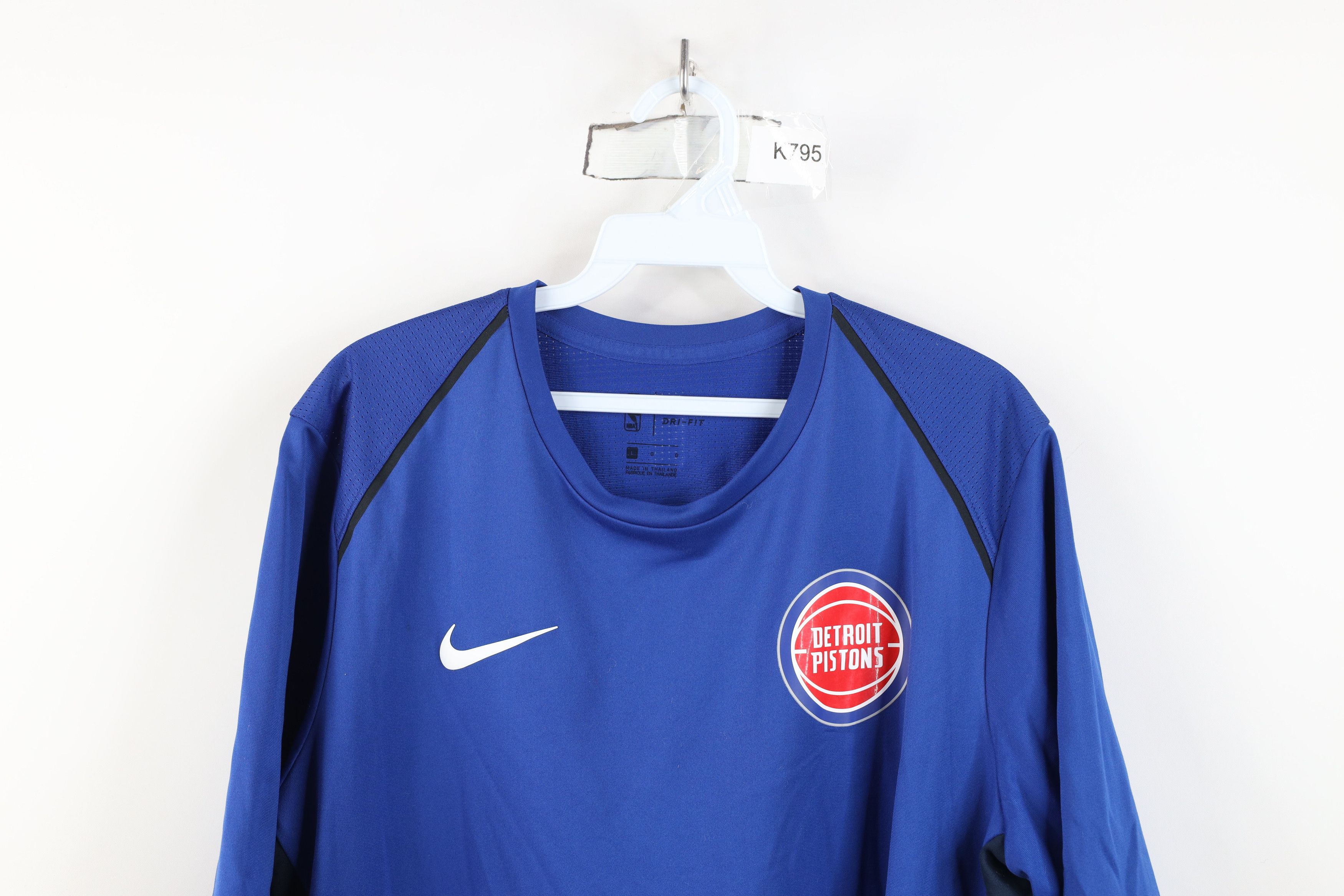 Nike Nike NBA Authetnics Detroit Pistons Basketball T-Shirt Size US L / EU 52-54 / 3 - 2 Thumbnail