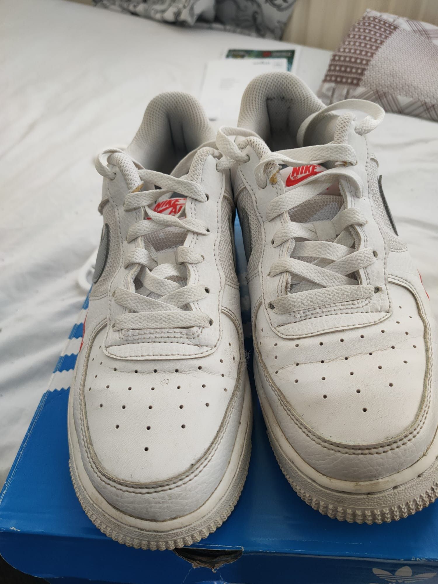 Nike Nike Air Force 1 Casual Shoes Size US 6 / EU 39 - 2 Thumbnail
