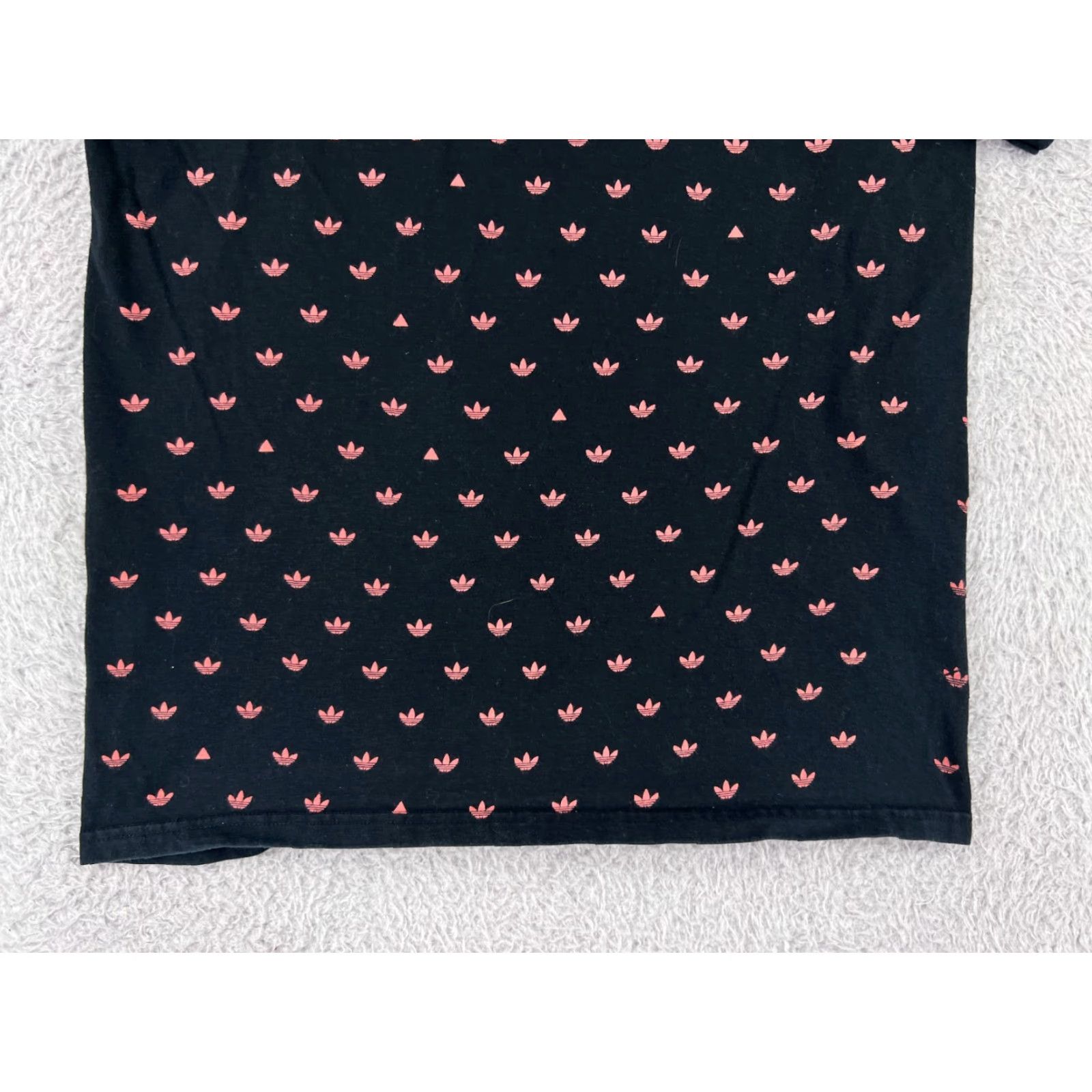 Adidas Adidas Shirt Mens Small Black Trefoil All Over Print Short Sleeve Crew Neck Size US S / EU 44-46 / 1 - 7 Thumbnail