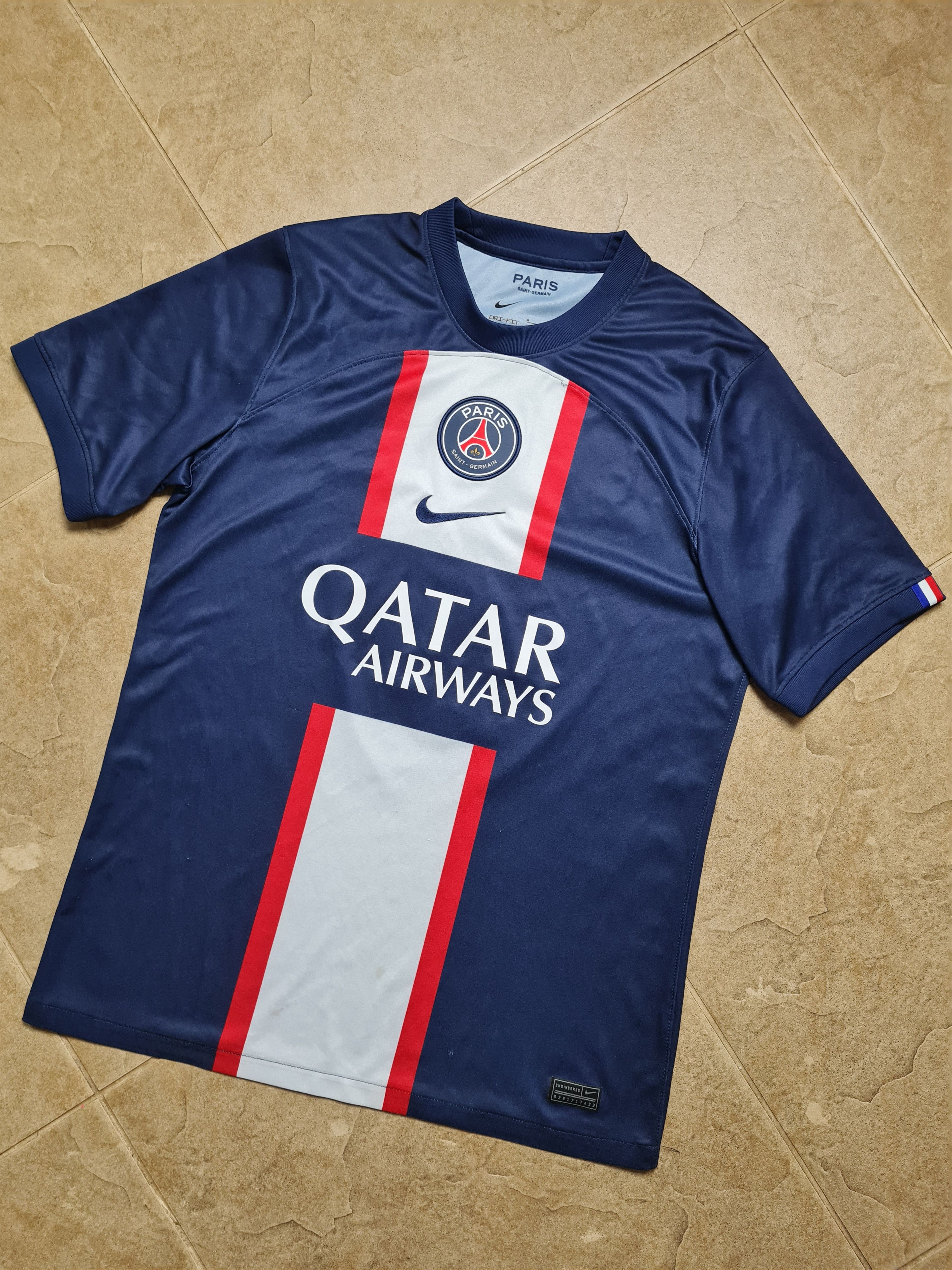 Nike PSG Ramos #4 Home Soccer Shirt Soccer Nike Paris Saint Size US M / EU 48-50 / 2 - 16 Thumbnail