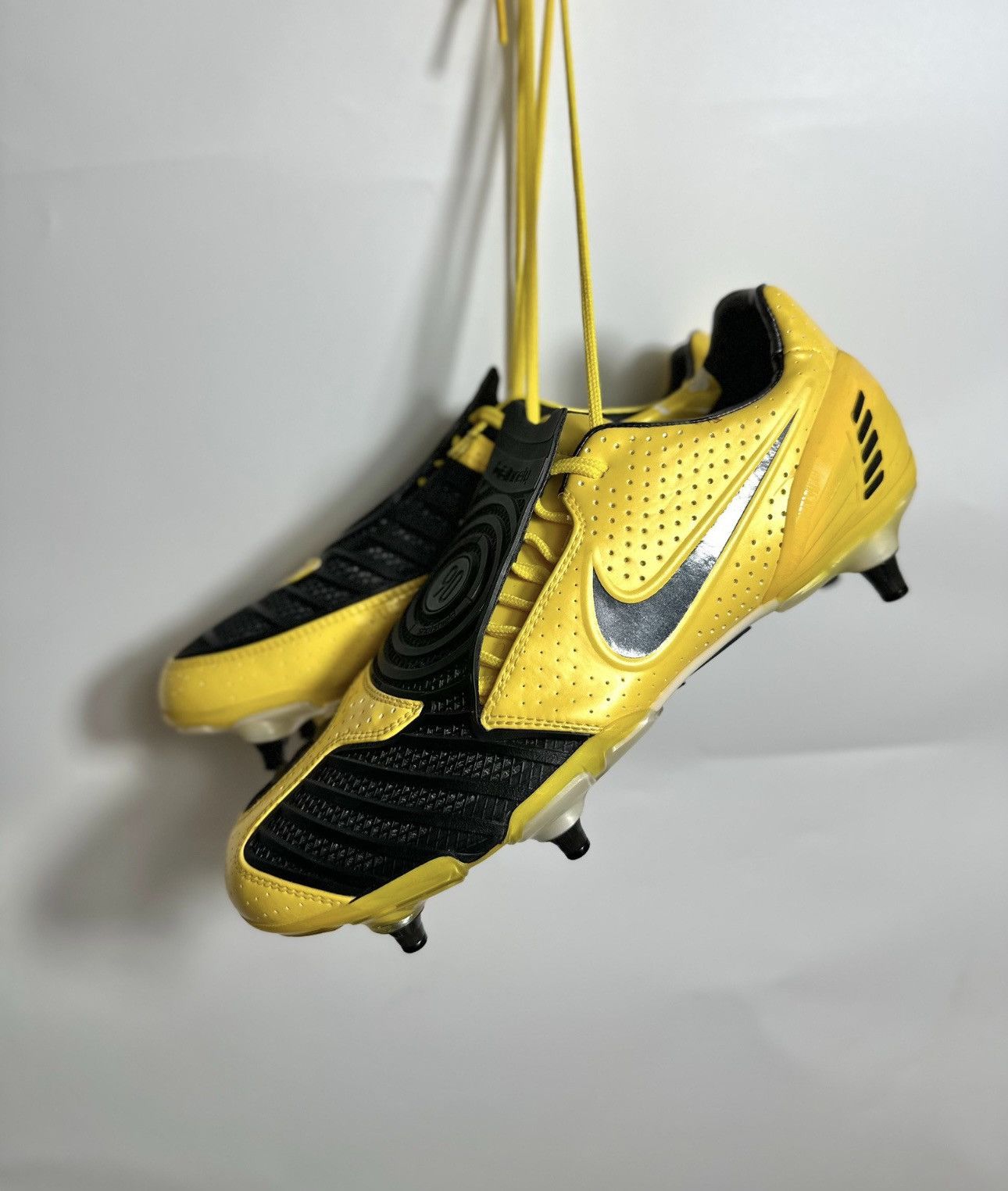 Nike Total90 Laser2 soccer cleats football