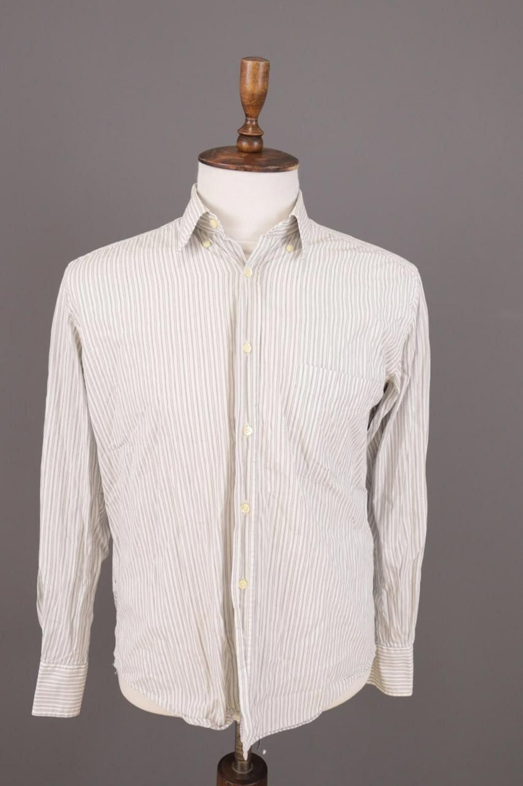 Romeo Gigli Romeo Gigli Milano White Pinstripe Down Shirt Size 40 / 15 Size US M / EU 48-50 / 2 - 1 Thumbnail