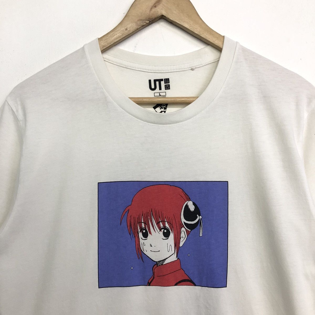 Anime Gintama X Uniqlo Anime Kagura Character Graphic Tshirt Size US L / EU 52-54 / 3 - 4 Thumbnail