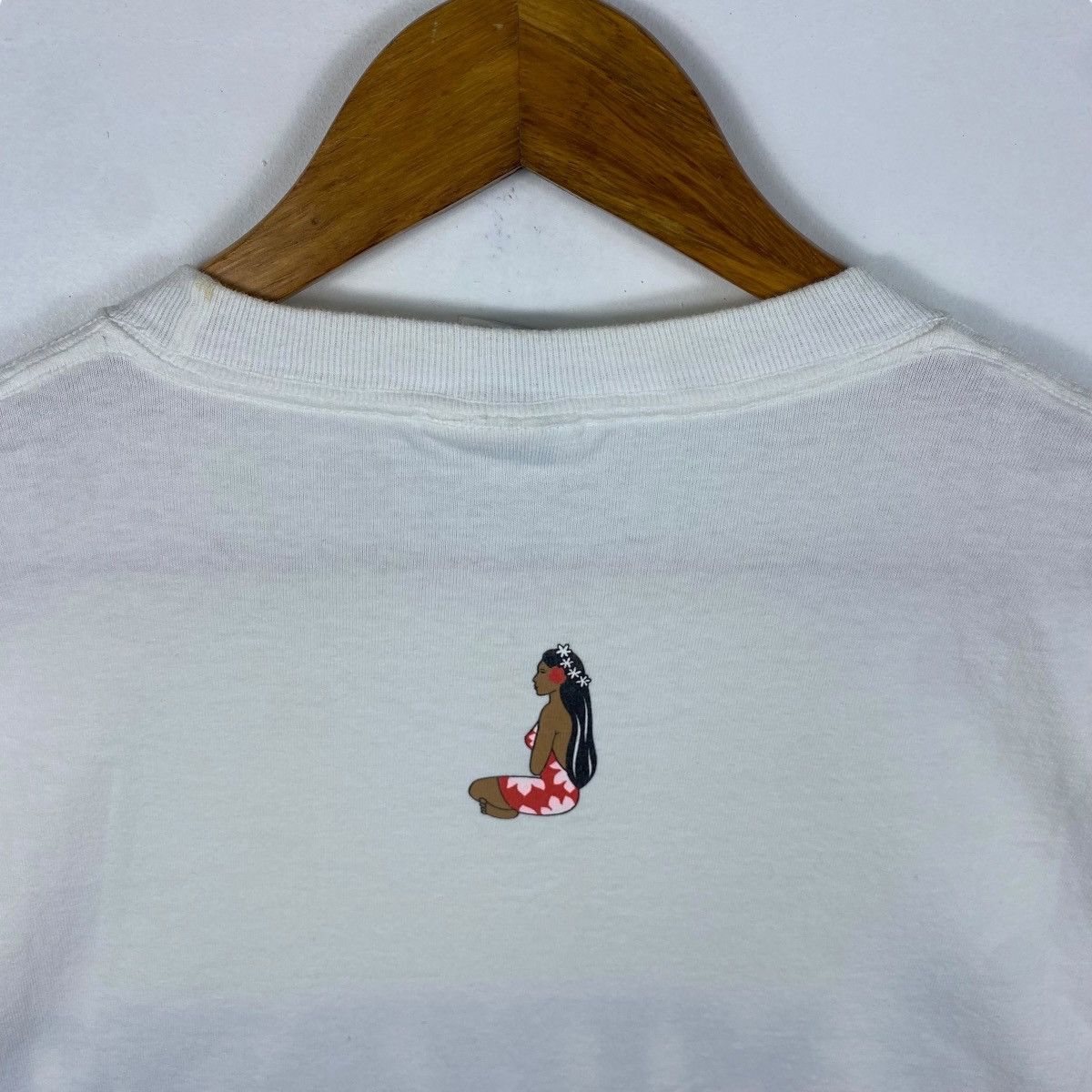 Vintage Vintage 90's HINANO TAHITI Beer Graphic Tee Shirt 2-Large Size US XL / EU 56 / 4 - 5 Thumbnail
