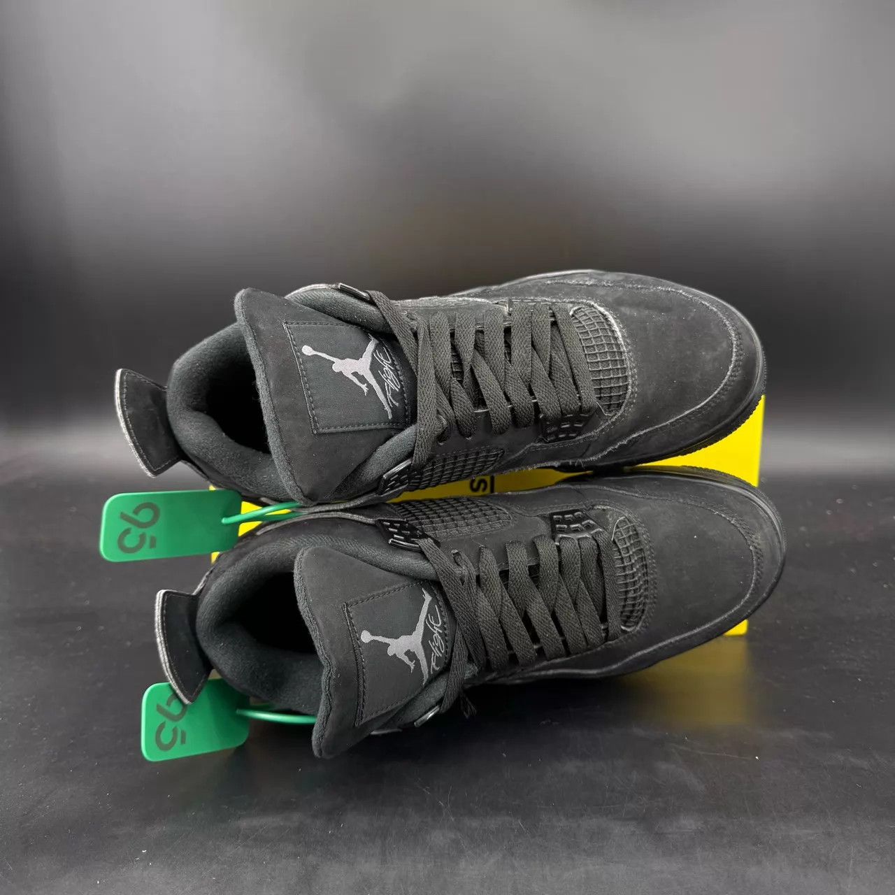 Nike Air Jordan 4 Black Cat 20 Worn 2-3x, star details Size US 9.5 / EU 42-43 - 6 Thumbnail