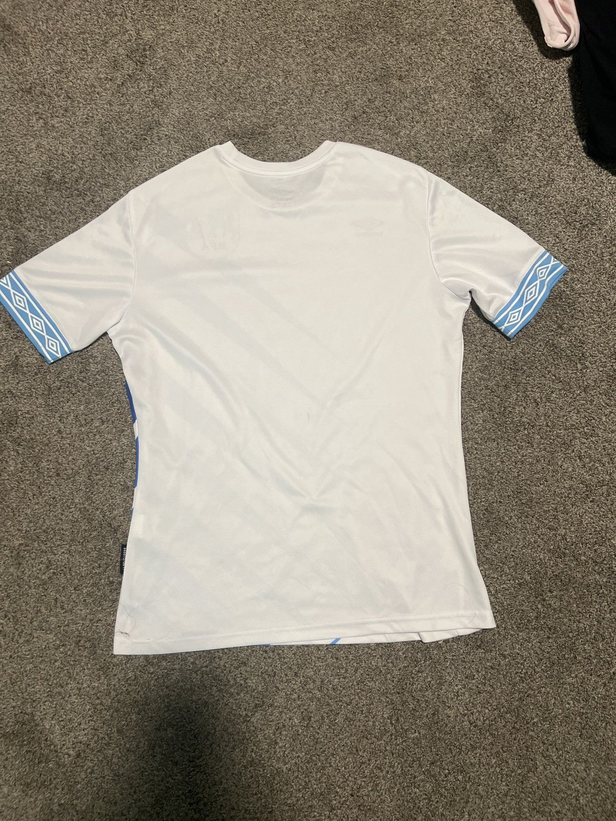 Umbro Umbro Botswana Away Football Jersey 2021 -2023 BFA Size M Size US M / EU 48-50 / 2 - 8 Thumbnail