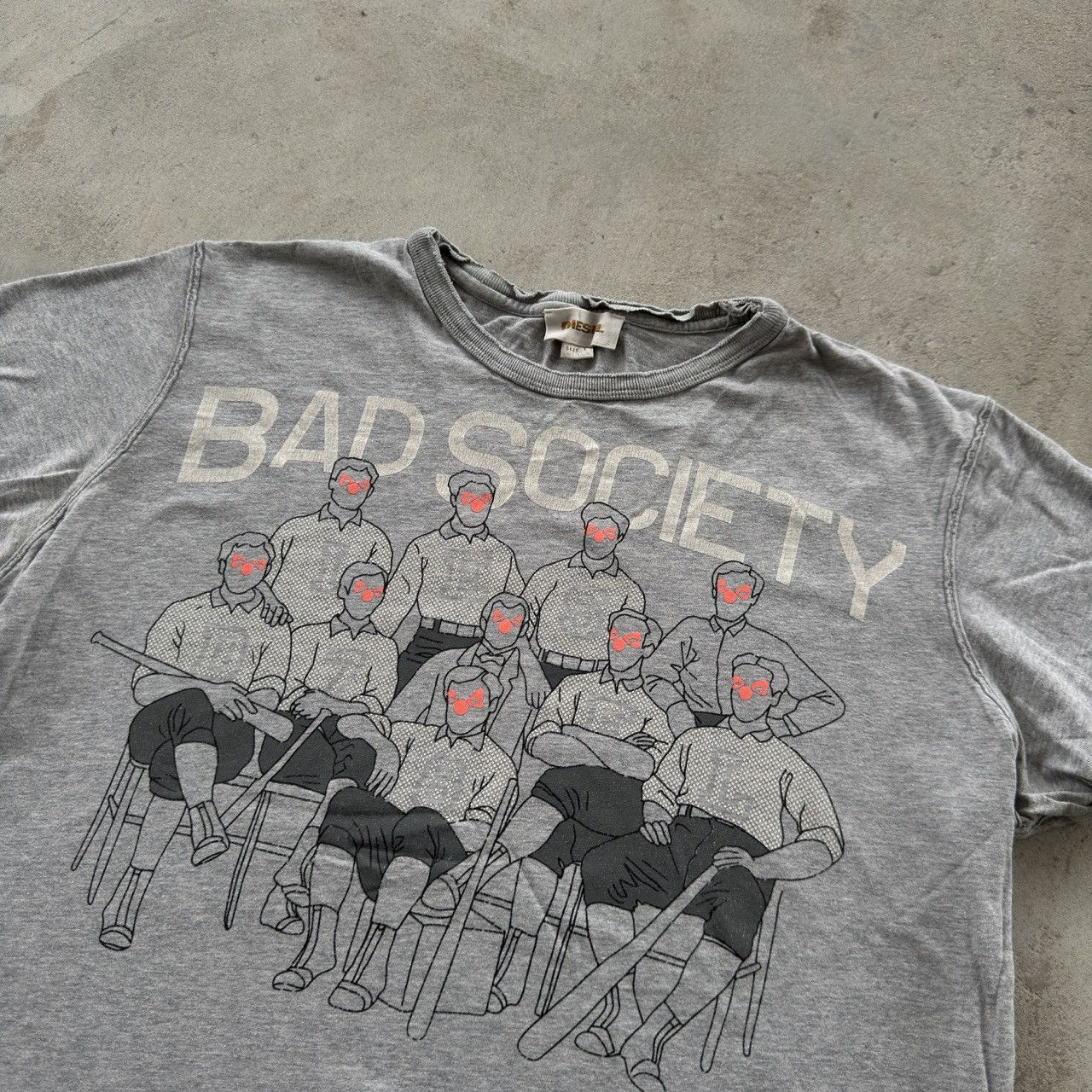 Diesel Diesel Bad Society Vintage Grey Graphic Distress T Shirt Size US L / EU 52-54 / 3 - 4 Thumbnail