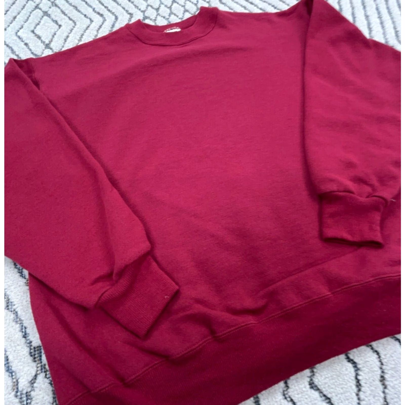 Hanes VINTAGE Hanes Sweatshirt Mens L Red Crewneck 90s 50/50 Cotton Blend Heavyweight Plain Size US L / EU 52-54 / 3 - 3 Thumbnail