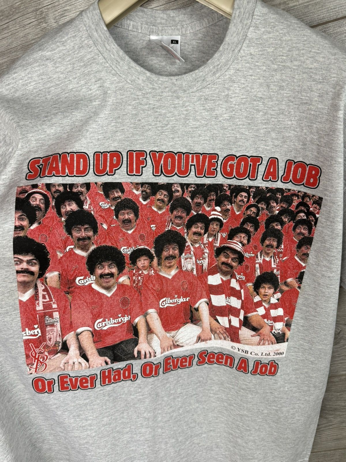 Vintage VINTAGE SHIRT 2000 WE 8 SCOUSERS STAND UP IF YOU HAVE A JOB Size US XL / EU 56 / 4 - 7 Thumbnail