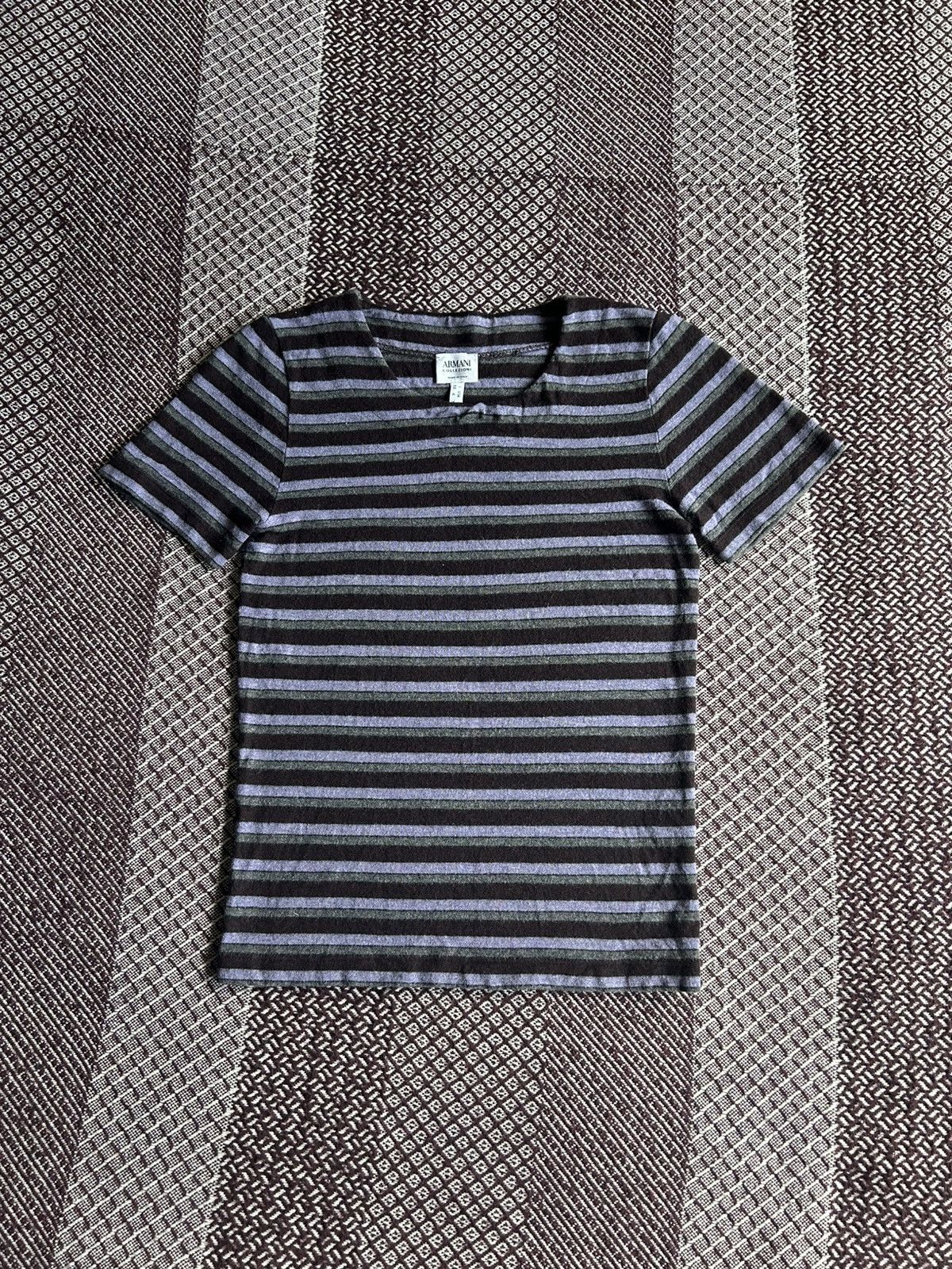 Vintage Vintage Armani Collezioni Womens T-shirt Luxury Size S / M Size XS / US 0-2 / IT 36-38 - 1 Thumbnail