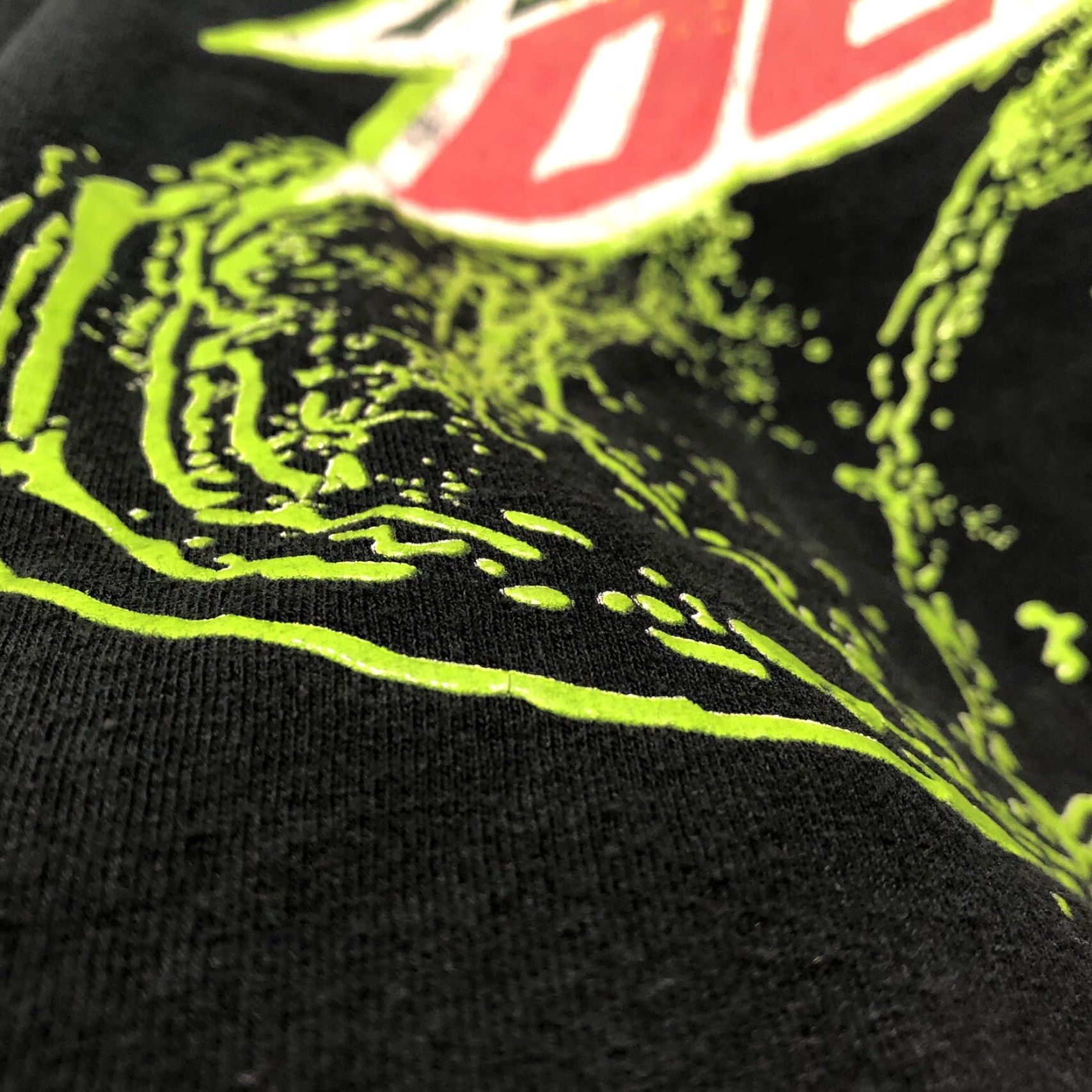 Vintage Mountain Dew T Shirt Mens XL Black Textured Graphic 2014 Retro USA 90s Shirt Mens XLT-2020ref Size US XL / EU 56 / 4 - 4 Thumbnail
