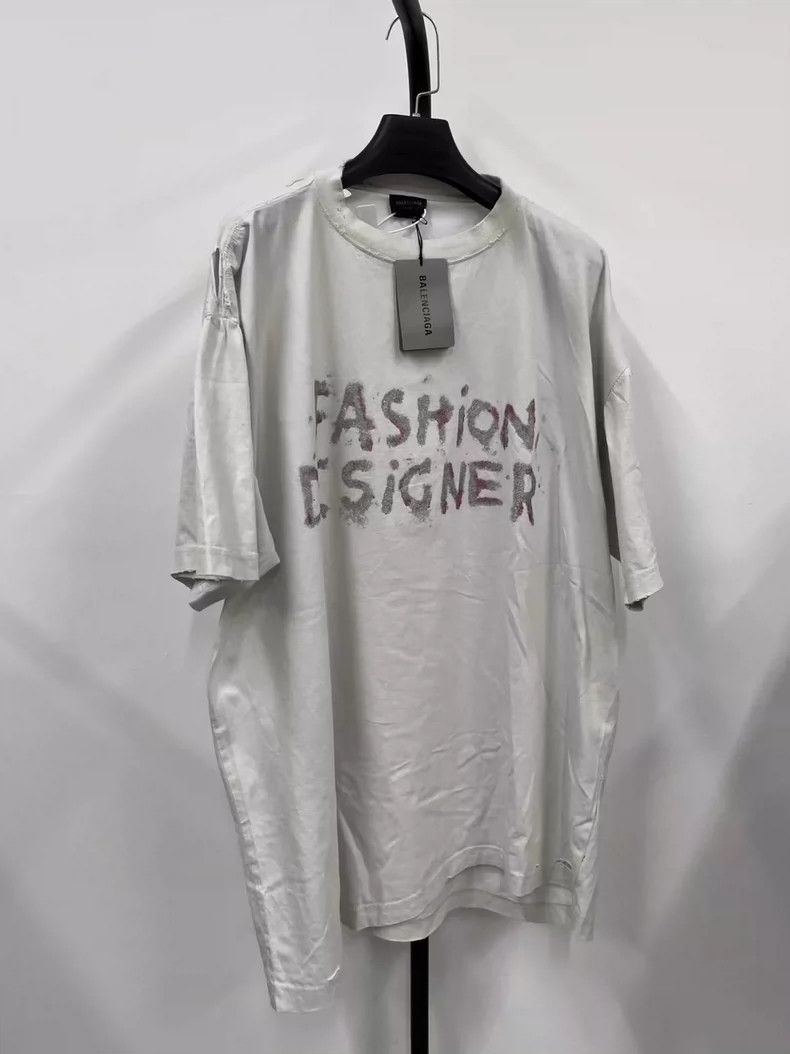 Balenciaga Balenciaga Monogrammed Drop Shoulder Short Sleeve T-shirt Size US M / EU 48-50 / 2 - 1 Thumbnail
