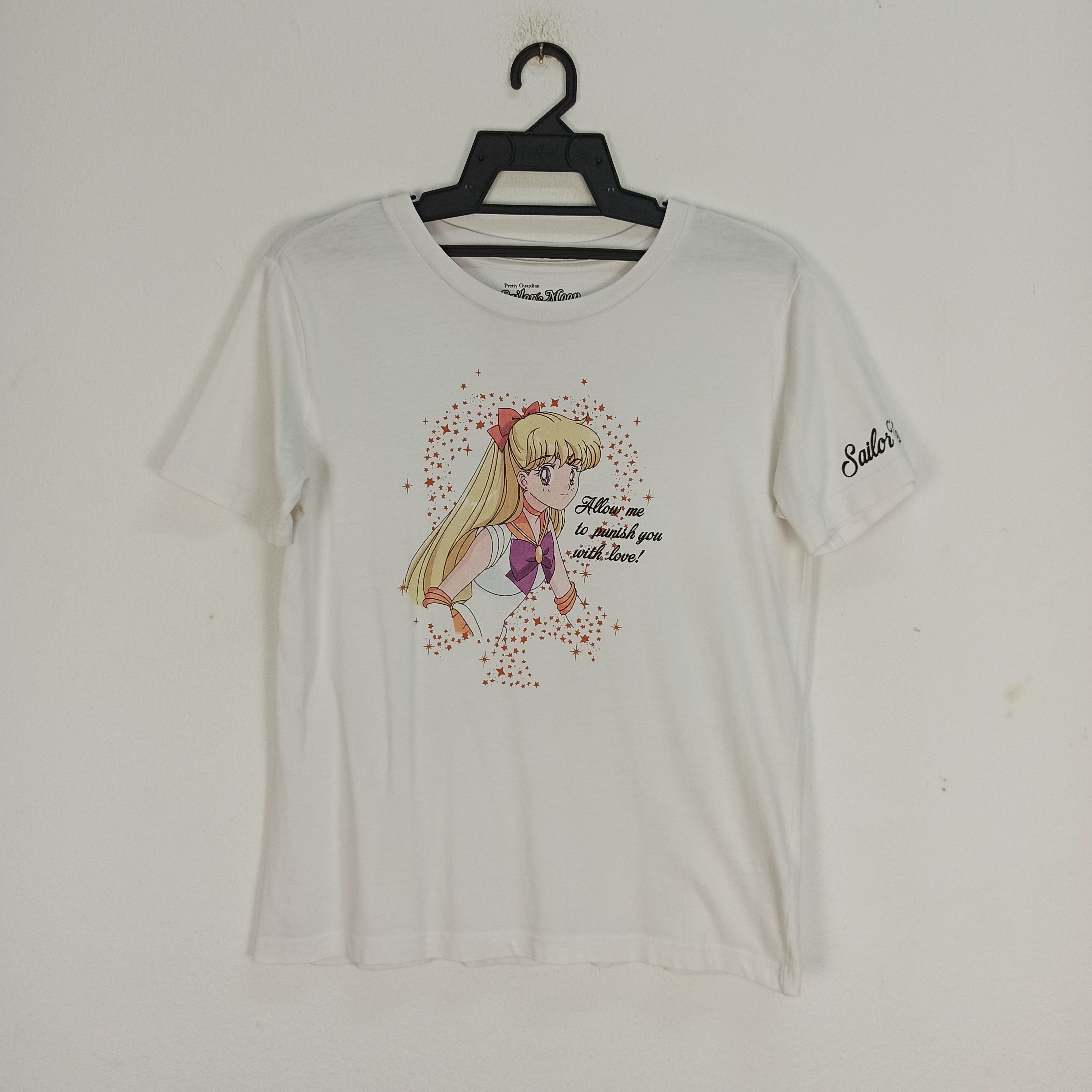 Anime Anime Sailor Moon Tshirt by GU Size M / US 6-8 / IT 42-44 - 1 Thumbnail