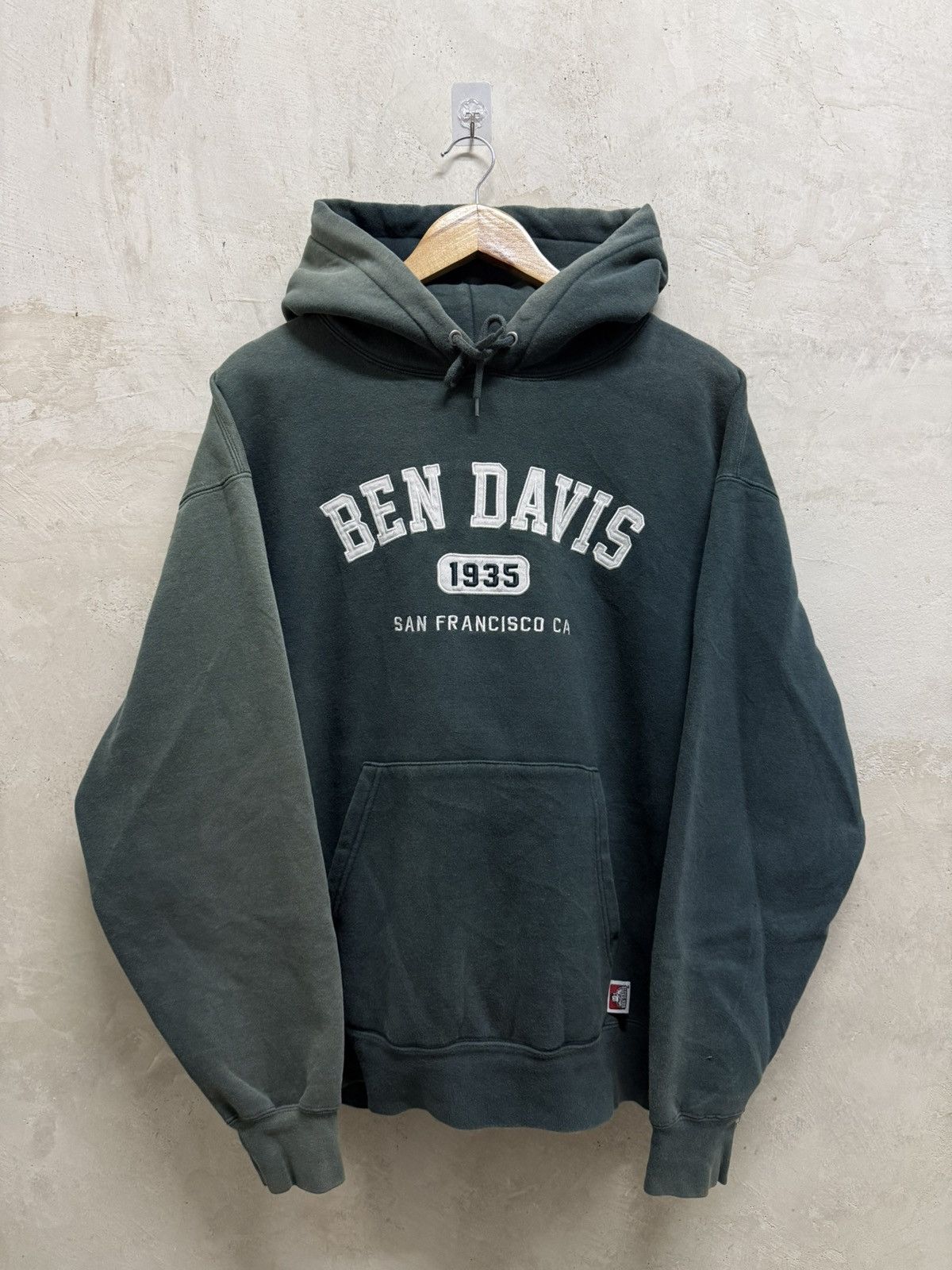 Ben Davis 2000s Ben Davis Kanye West Sun Faded Hoodie Size US L / EU 52-54 / 3 - 1 Thumbnail