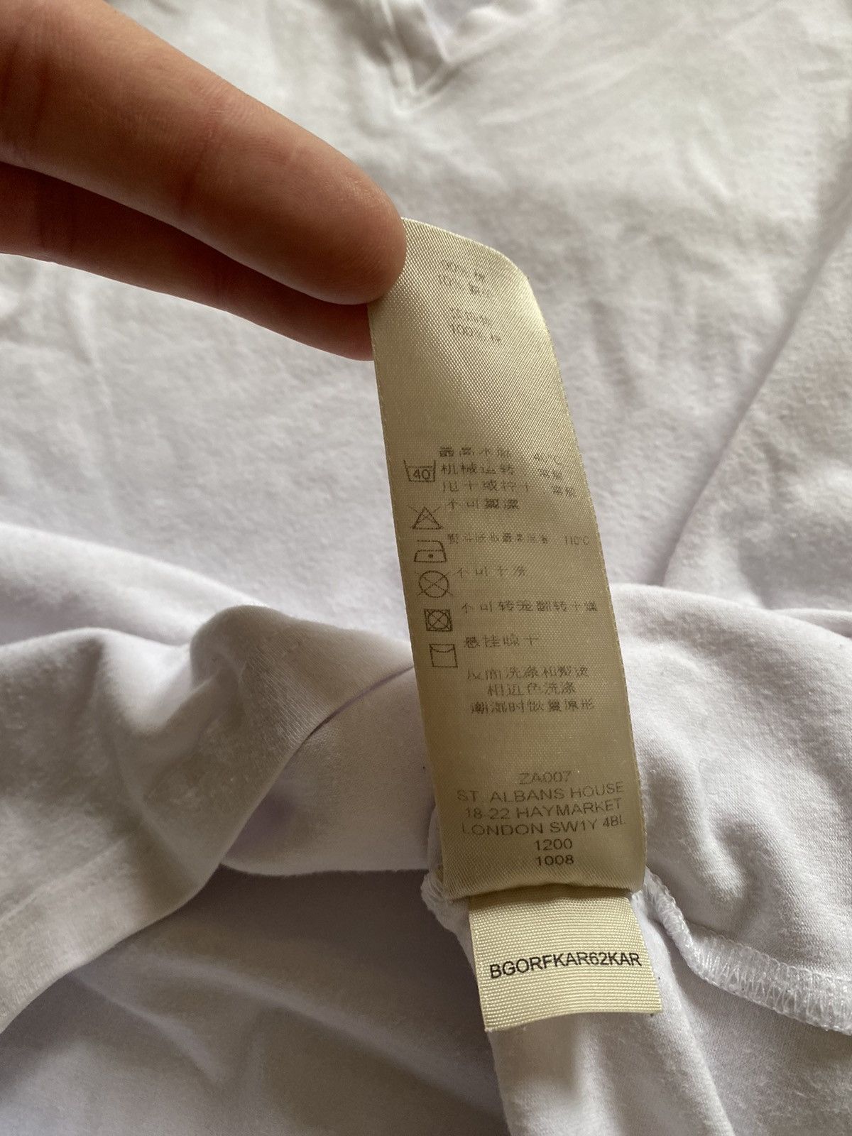 Burberry × Vintage Vintage Y2K Burberry London White T Shirt Made in Bulgaria Size S / US 4 / IT 40 - 9 Thumbnail