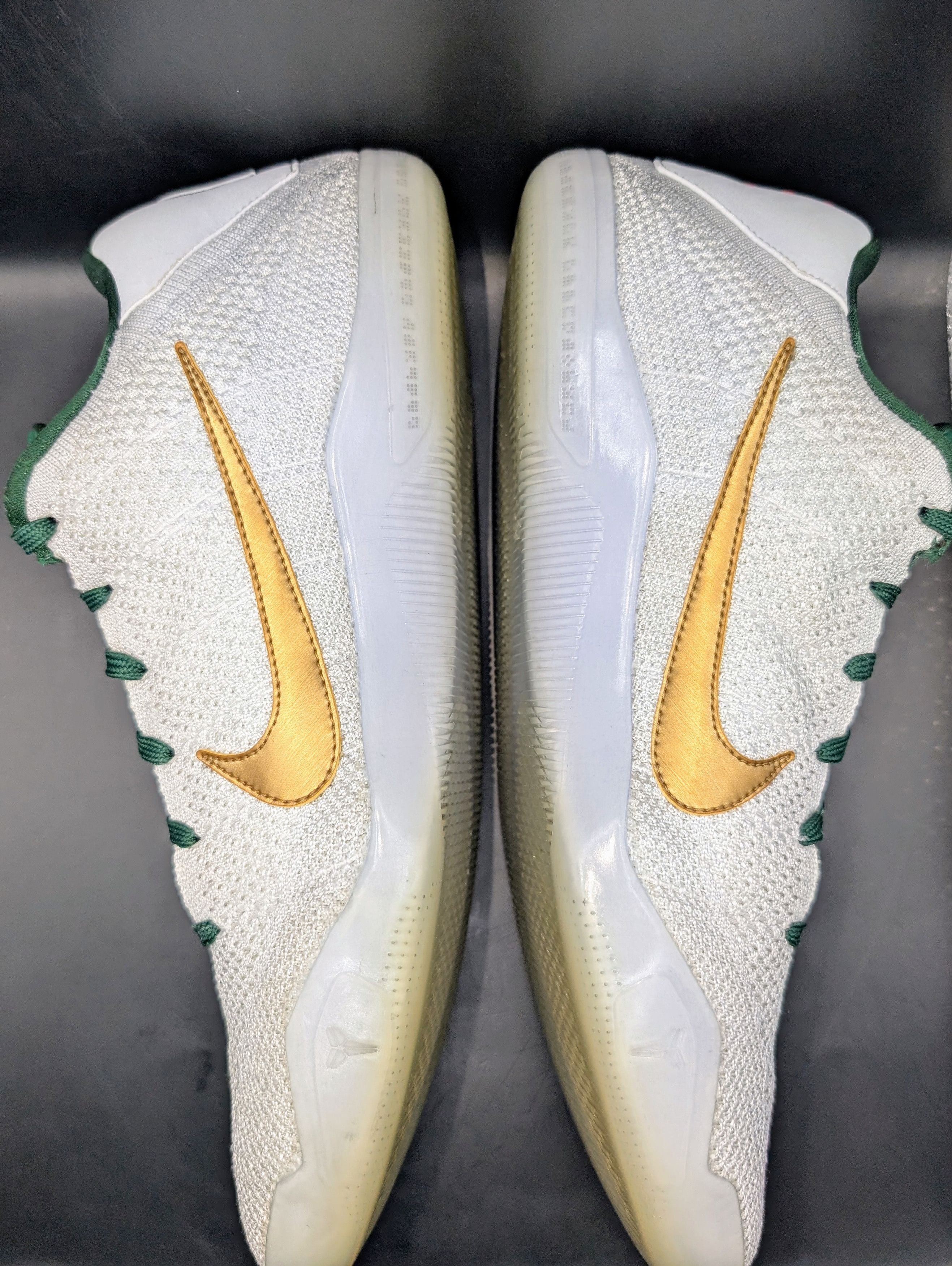 Nike Nike Kobe 11 Michigan State Spartans Promo Sample PE Size US 13 / EU 46 - 5 Thumbnail