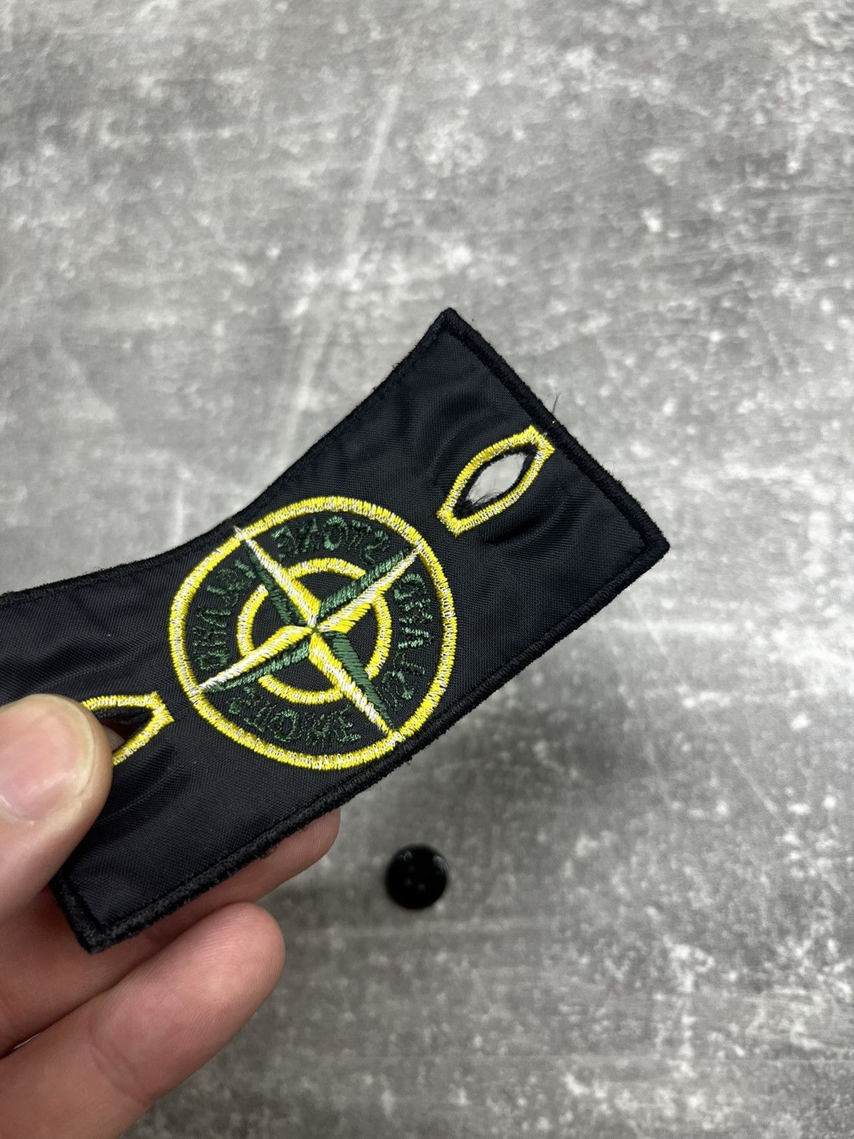 Stone Island × Vintage Stone Island vintage badge compass patch 4 buttons Size ONE SIZE - 5 Thumbnail