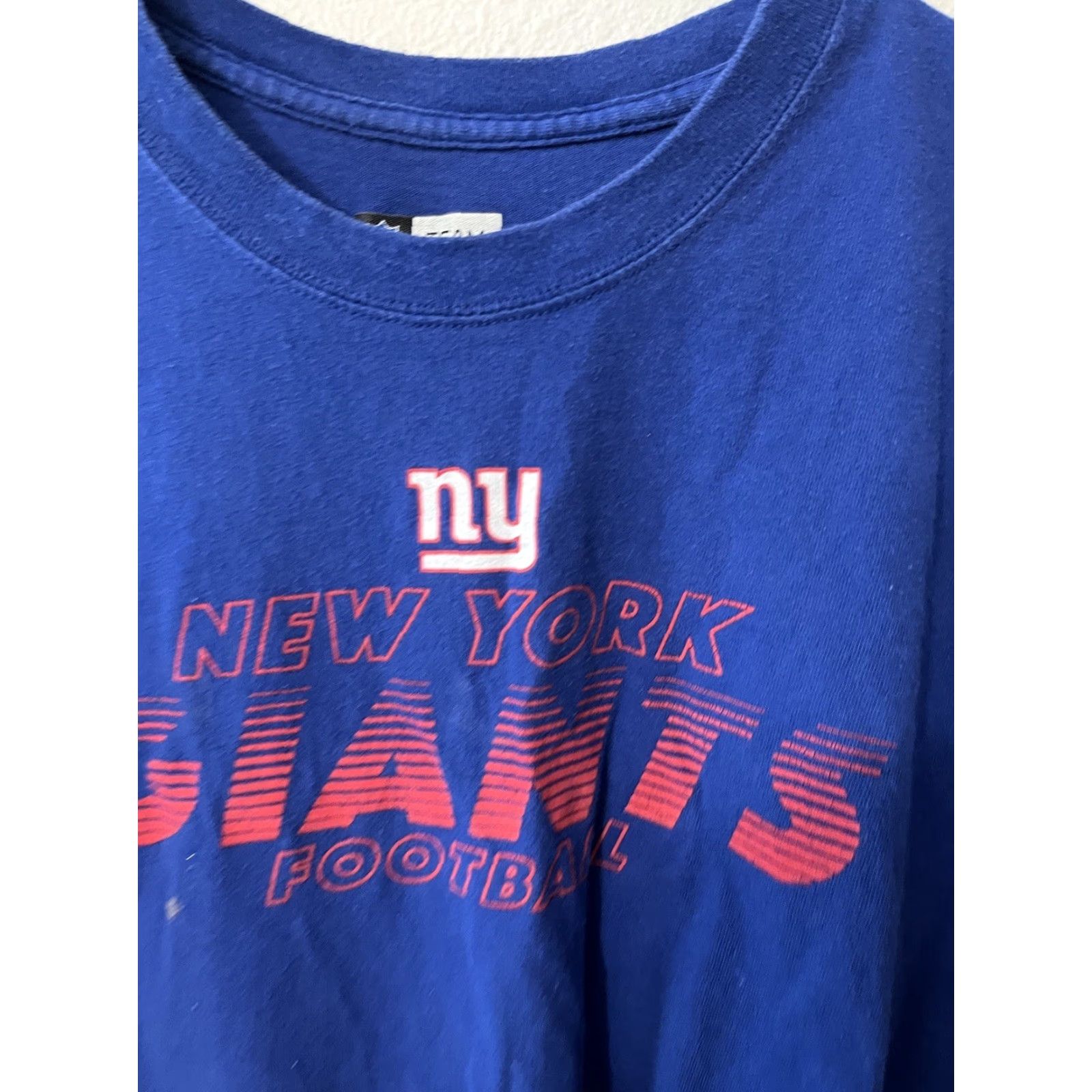 NFL VINTAGE? Actually item is pre-owned but not vintage. NY Giants NFL Team Apparel T-Shirt Men XL Blue 50/50 Cotton-Poly Adult XL Size US XL / EU 56 / 4 - 3 Thumbnail