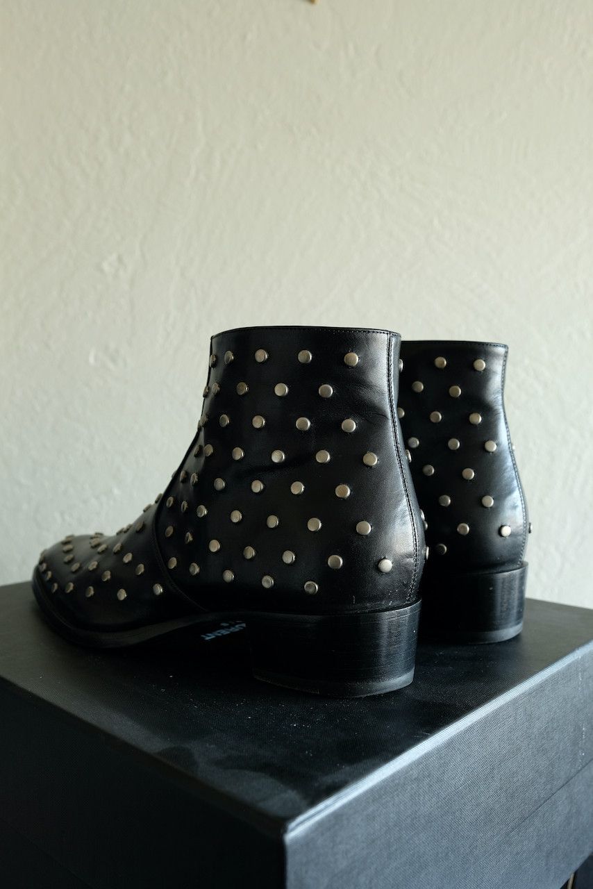 Hedi Slimane × Saint Laurent Paris Saint Laurent Paris Studded Wyatt Chelsea Boots Leather 42 9 Size US 9 / EU 42 - 6 Thumbnail