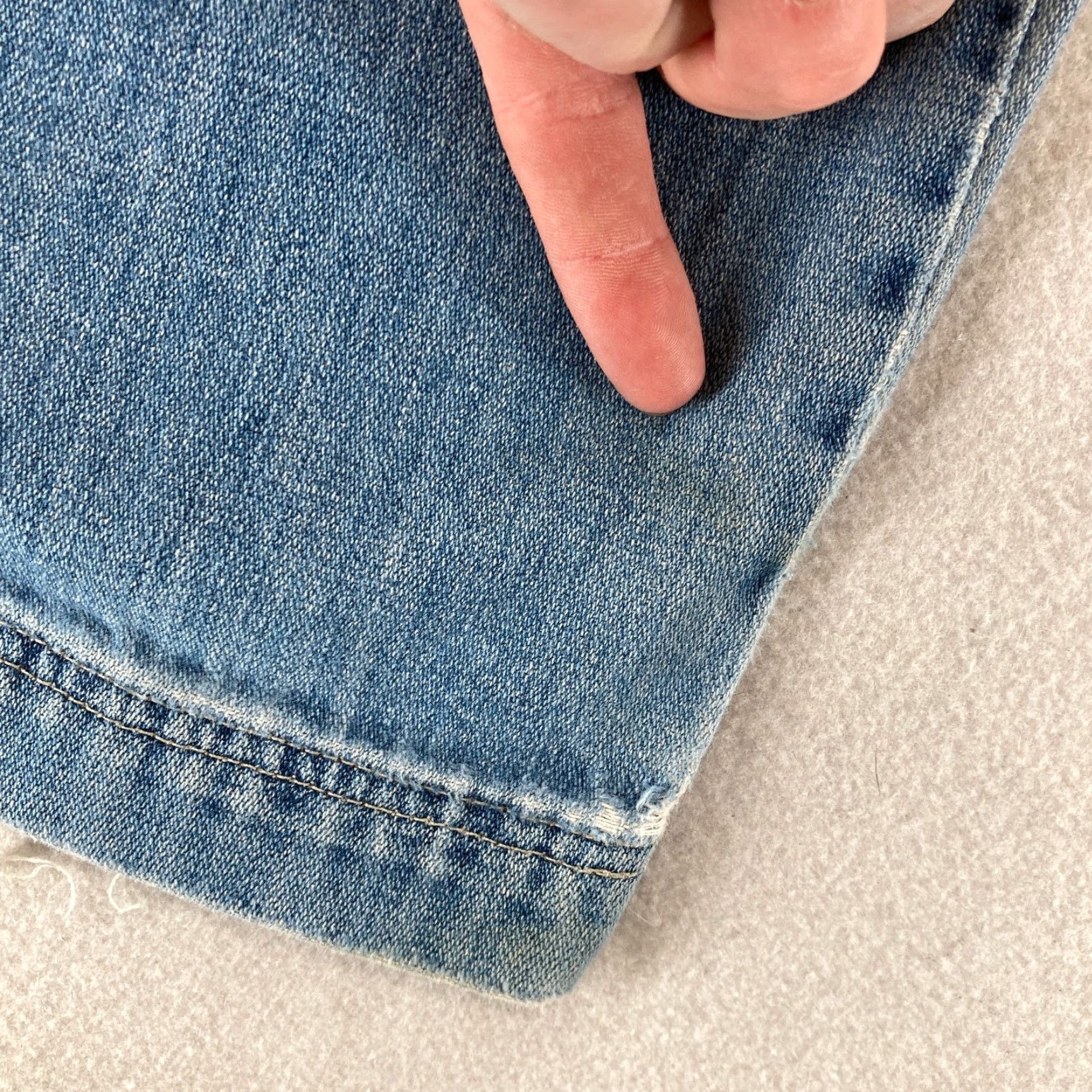 Old Navy VINTAGE Old Navy Painters Jeans Mens 31x32 Blue Denim Baggy Skater Y2K — 90s Grunge Hip Hop Vintage Size US 31 - 5 Thumbnail