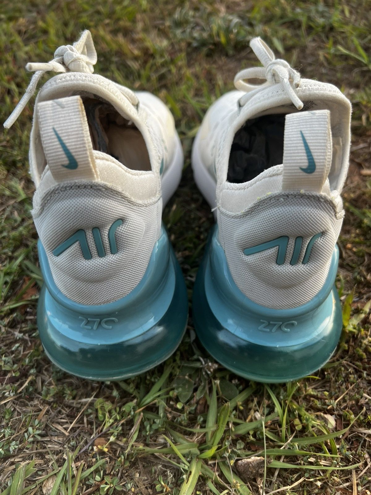 Nike CLEAN Nike size 5 Air Max 270 Denim Blue running shoes Size US 5 / EU 37 - 9 Thumbnail