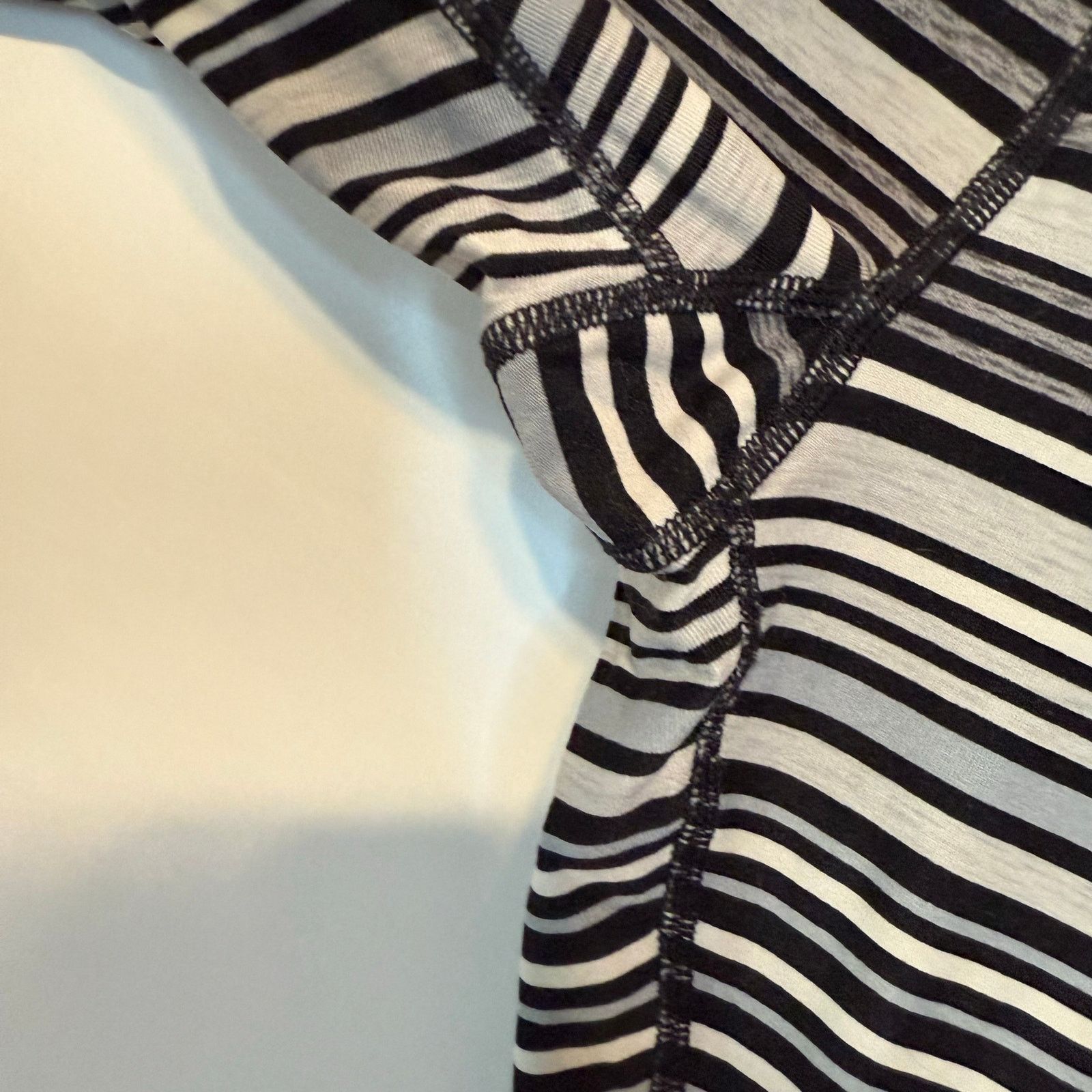Calvin Klein Calvin Klein Striped Leggings M Womens Athletic Ankle Ruched Size 30" / US 8 / IT 44 - 3 Thumbnail