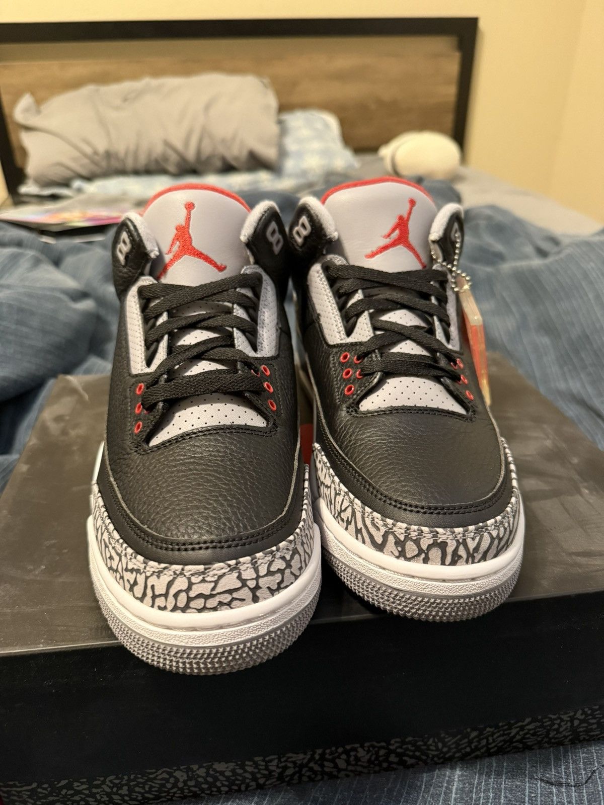 Jordan Brand × Nike Air Jordan 3 Black Cement 2018 Size US 10.5 / EU 43-44 - 9 Thumbnail