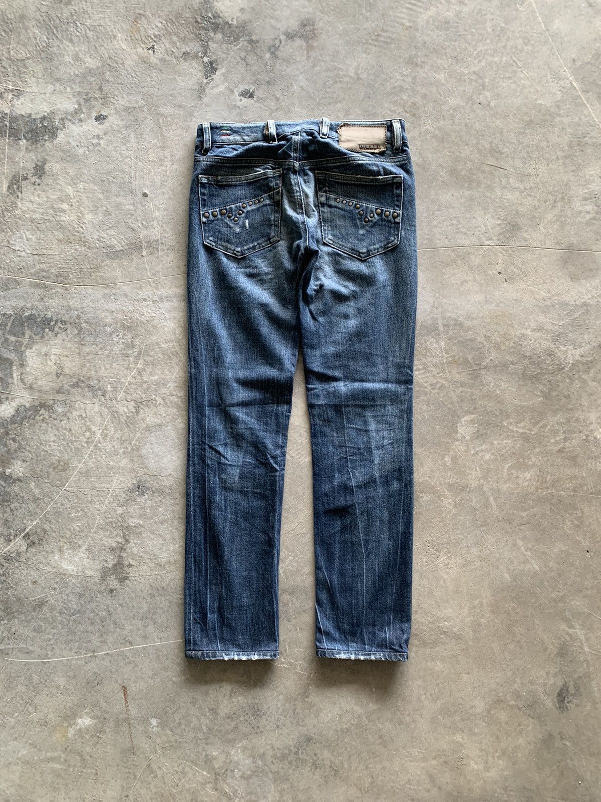 Designer × Diesel vintage diesel jeans season faded washed studded backpocket Size US 29 - 2 Thumbnail
