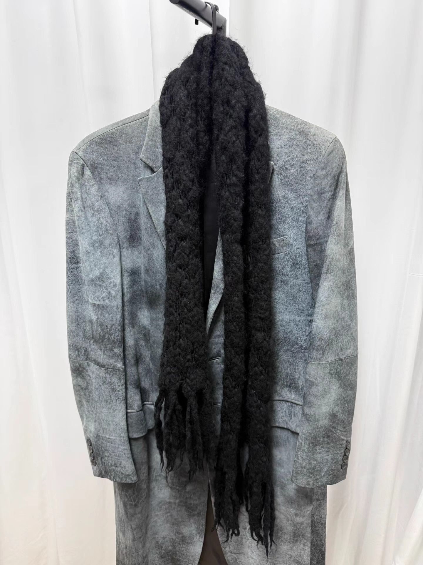 Yohji Yamamoto Yohji Yamamoto Heavy Wool Chunky Knit Dark Scarf K20 Size ONE SIZE - 1 Thumbnail