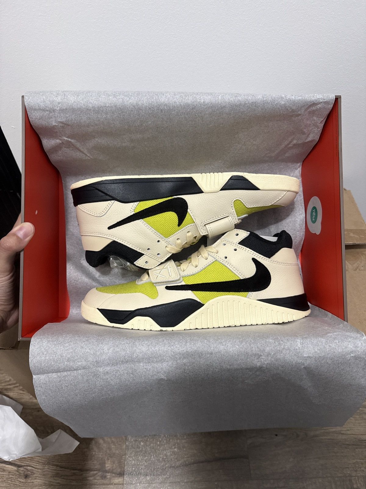 Jordan Brand Jordan Jumpman Jack TR Travis Scott Bright Cactus Size US 10 / EU 43 - 1 Thumbnail
