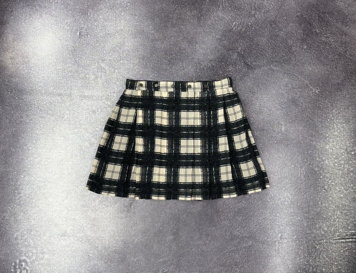 Diesel Diesel Black Beige Plaid Print Mini Skirt A-Line Snap Waist Size 28" / US 6 / IT 42 - 1 Thumbnail