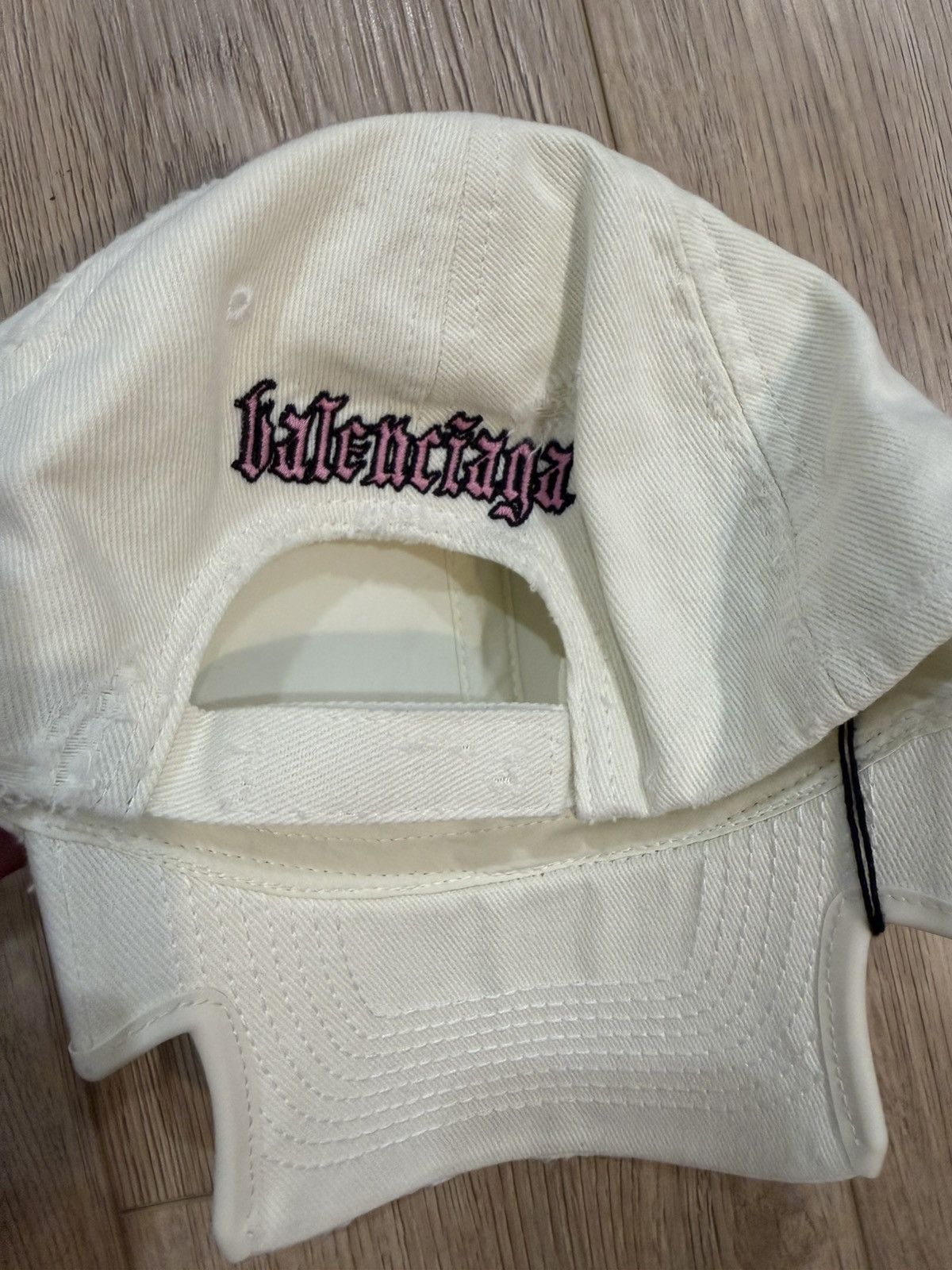 Balenciaga BALENCIAGA Blackletter Script Distressed Baseball Cap Size ONE SIZE - 3 Thumbnail