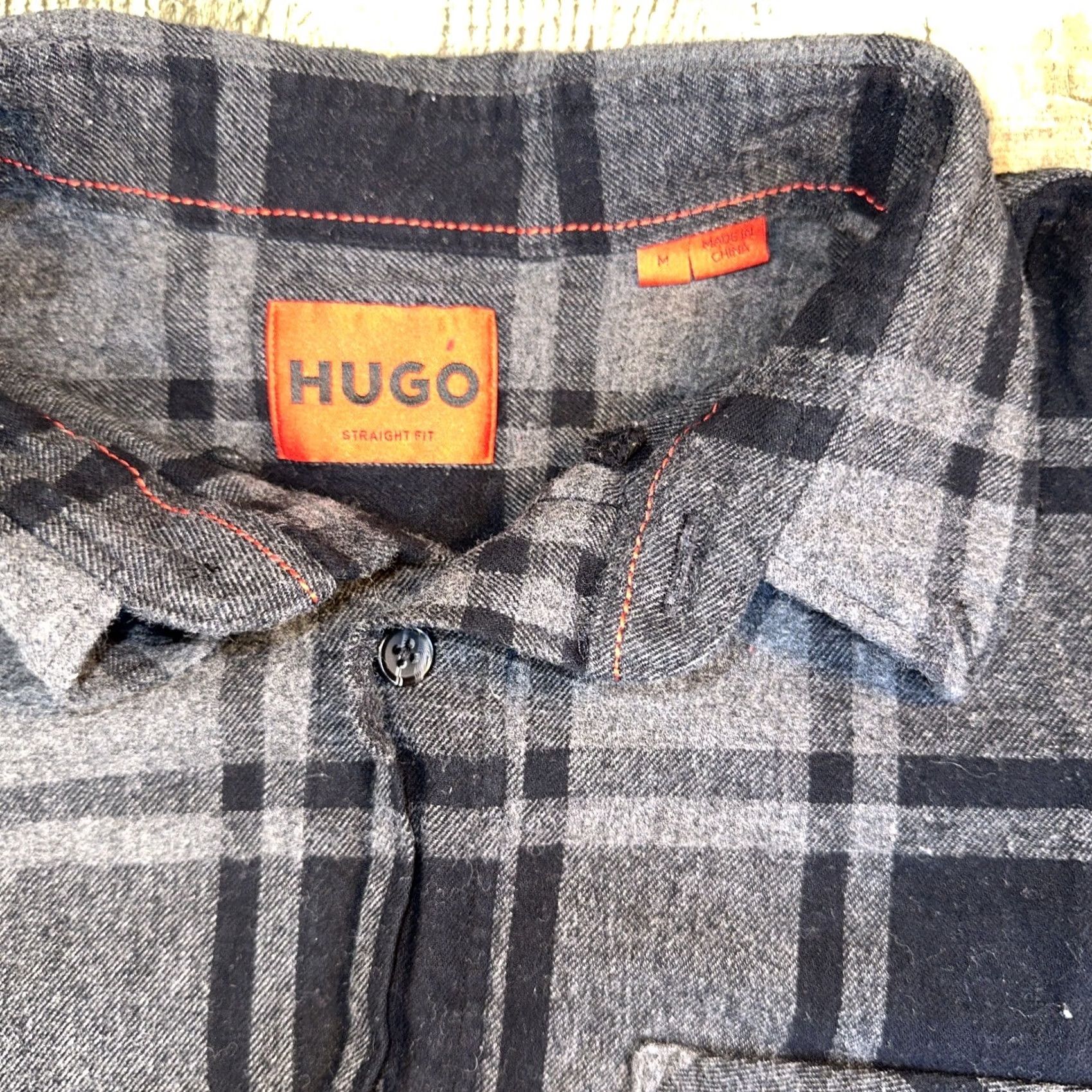 Hugo Boss VINTAGE? Men’s Hugo Boss Flannel Black Medium Shirt Men M Black Flannel Button-Up Long Sleeve Hugo Boss by Hugo Boss Size US M / EU 48-50 / 2 - 2 Thumbnail