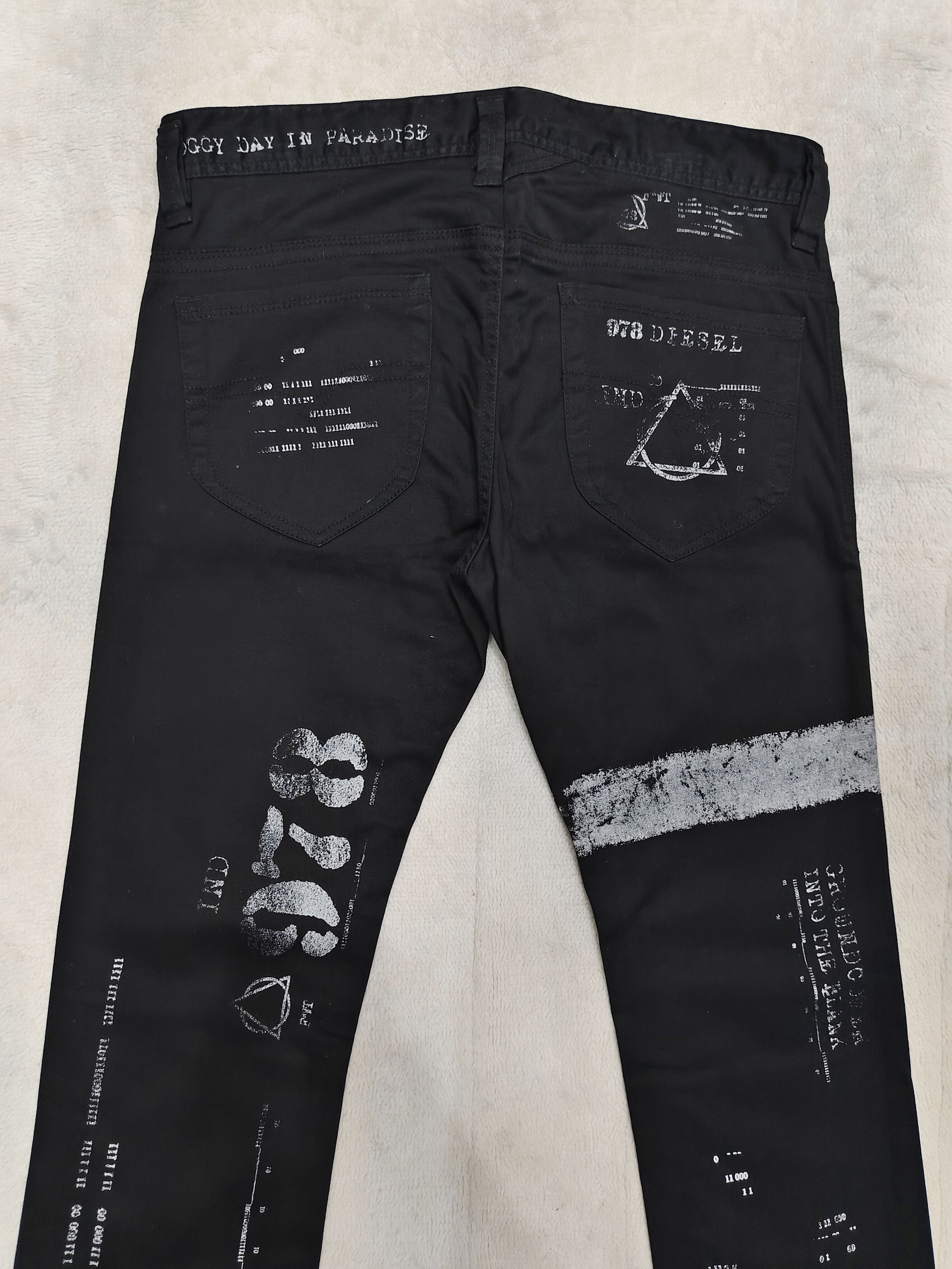 Diesel Diesel🔥Tech Industrial Punk Graphic Print Jeans Size US 30 / EU 46 - 5 Thumbnail