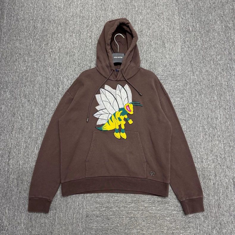 Louis Vuitton Graphic Bee Patched Hoodie | Grailed